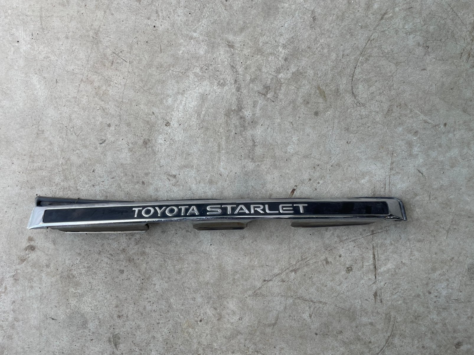 Toyota starlet kp60 kp61 kombi achterklep greep, Ophalen of Verzenden, Gebruikt