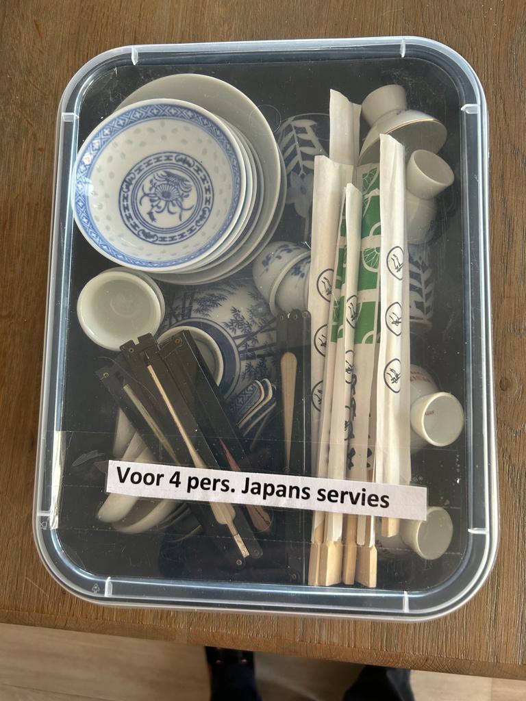 servies 4 personen, Ophalen, Zo goed als nieuw, Aardewerk, Overige stijlen