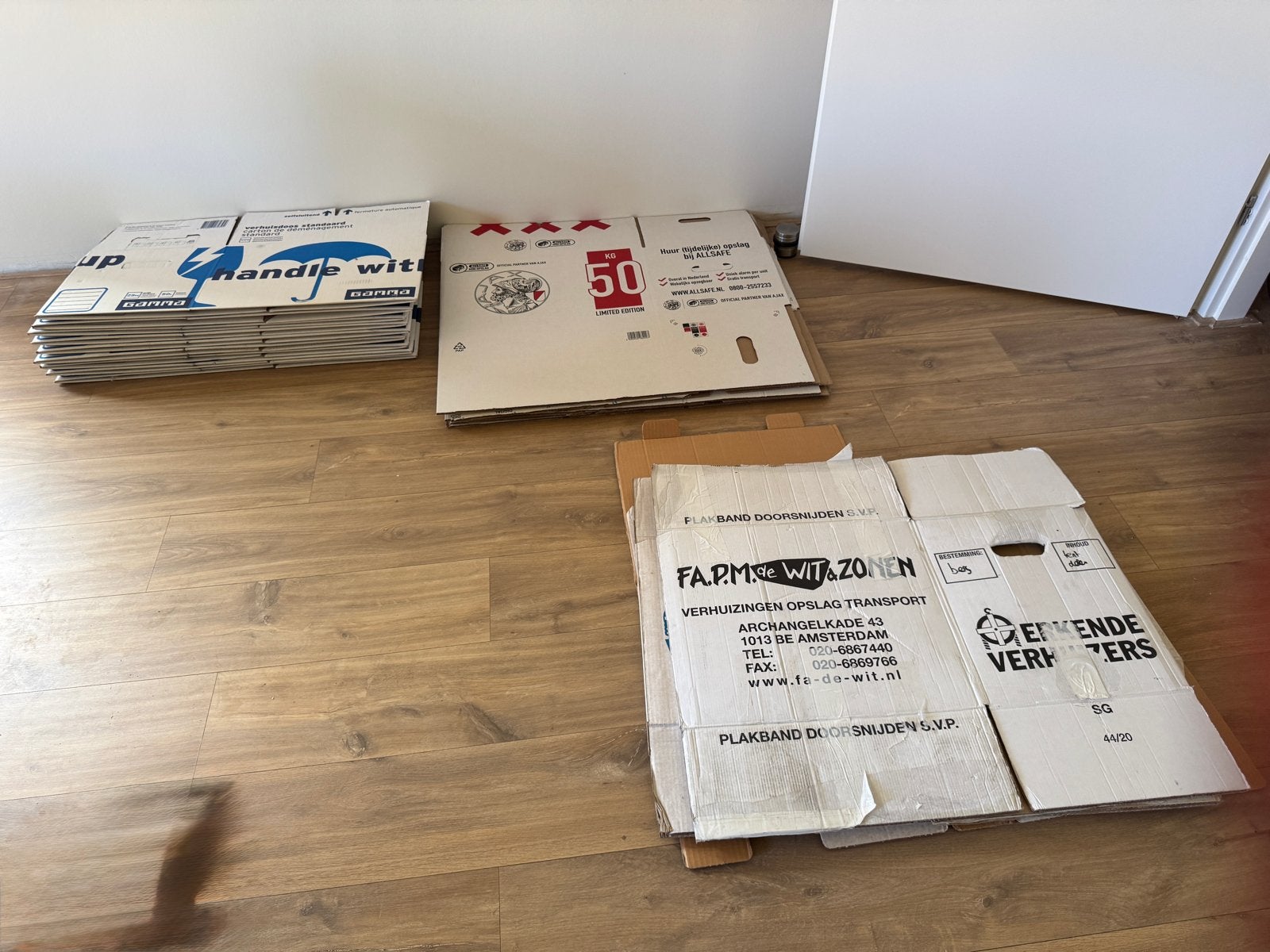 17 verhuisdozen (25kg/50L) + 3 diverse verhuisdozen, Ophalen, 40 tot 60 cm, Opvouwbaar, 50 tot 75 cm