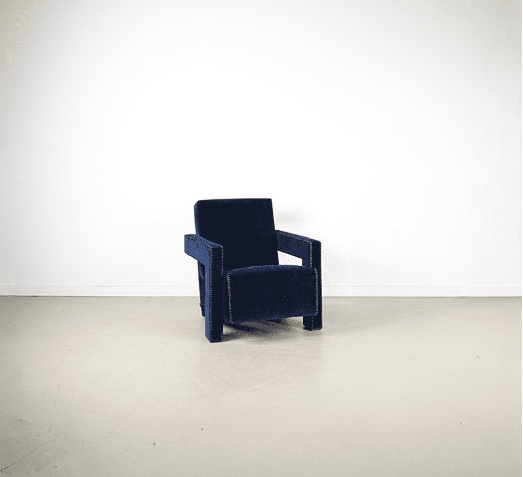 Cassina Utrecht Fauteuil Prussia Stof