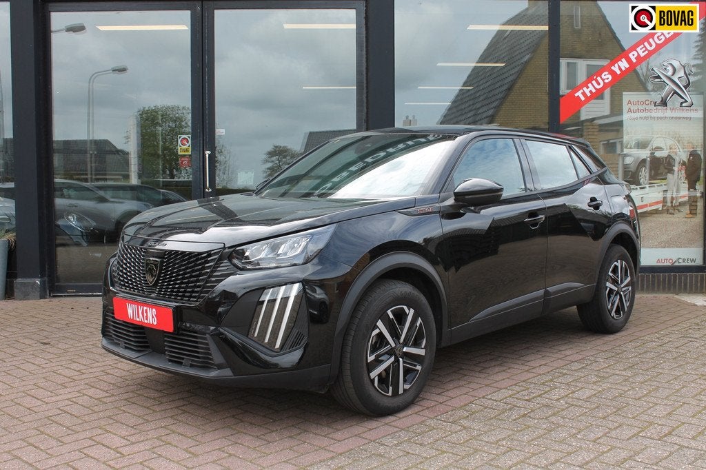 Peugeot 2008 1.2 Hybrid 136 Style Cruise/Lmv/Automaat!, 1272 kg, Gebruikt, 1199 cc, Zwart