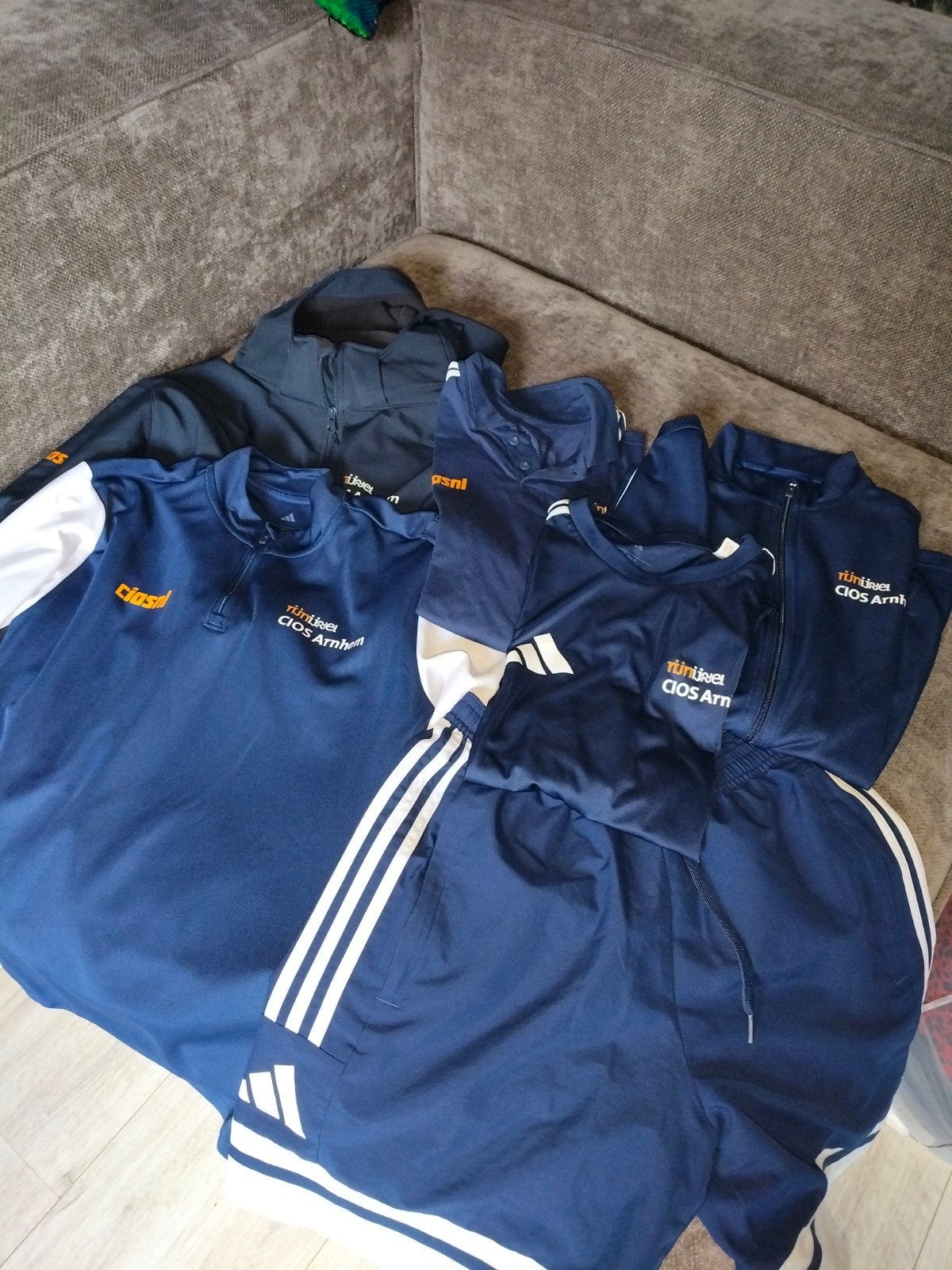 Sportkleding Cios: Adidas, Kleding | Heren, Ophalen of Verzenden, Zo goed als nieuw, Adidas, Algemeen