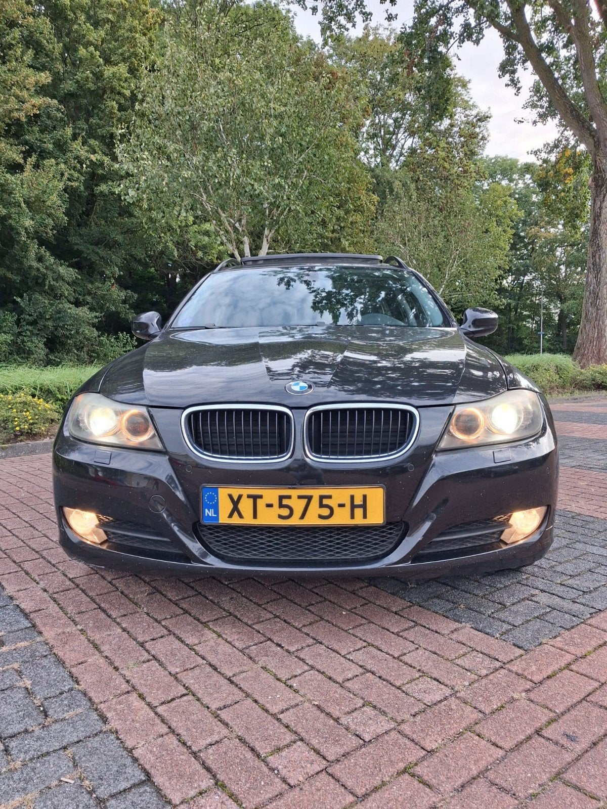 BMW 3-Serie 2.0 318 I Touring 2009 Zwart, Auto's, Achterwielaandrijving, Zwart, Handgeschakeld, Particulier
