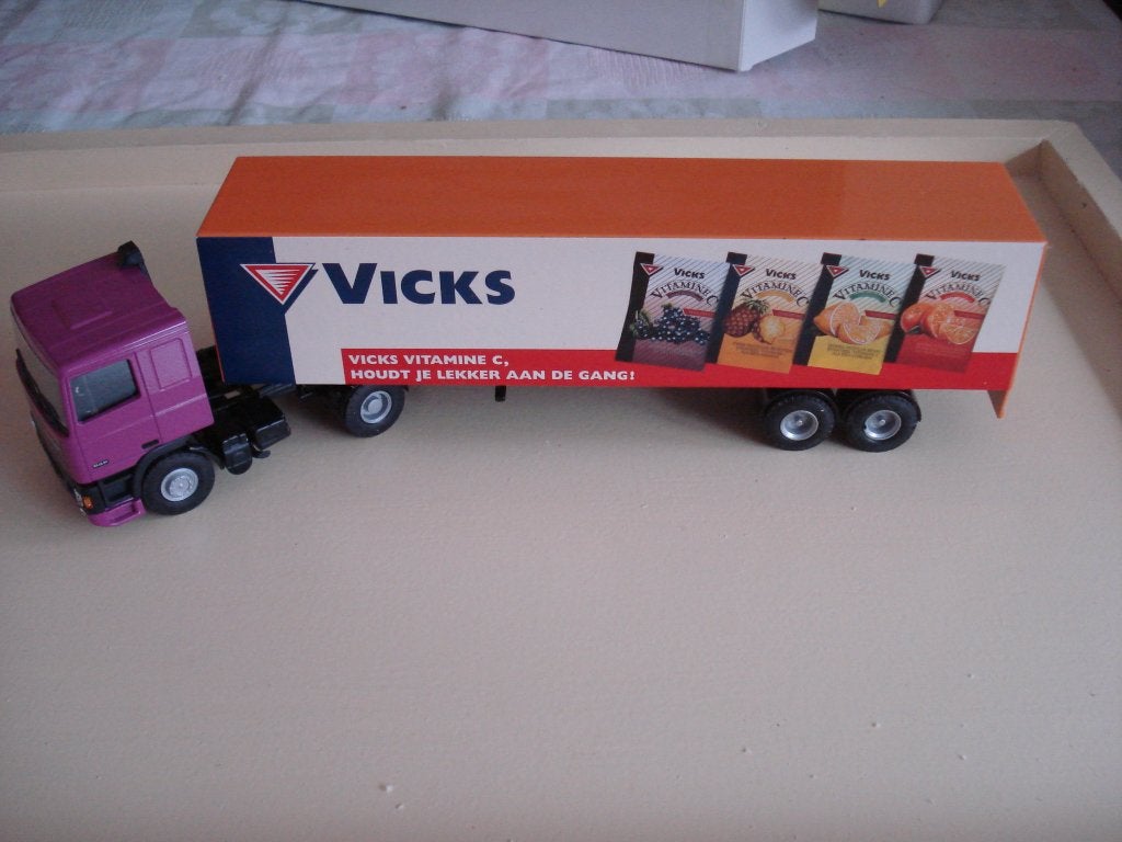 DAF trekker/oplegger Vicks (Lion Toys) , Verzenden, Gebruikt, Bus of Vrachtwagen, Lion Toys