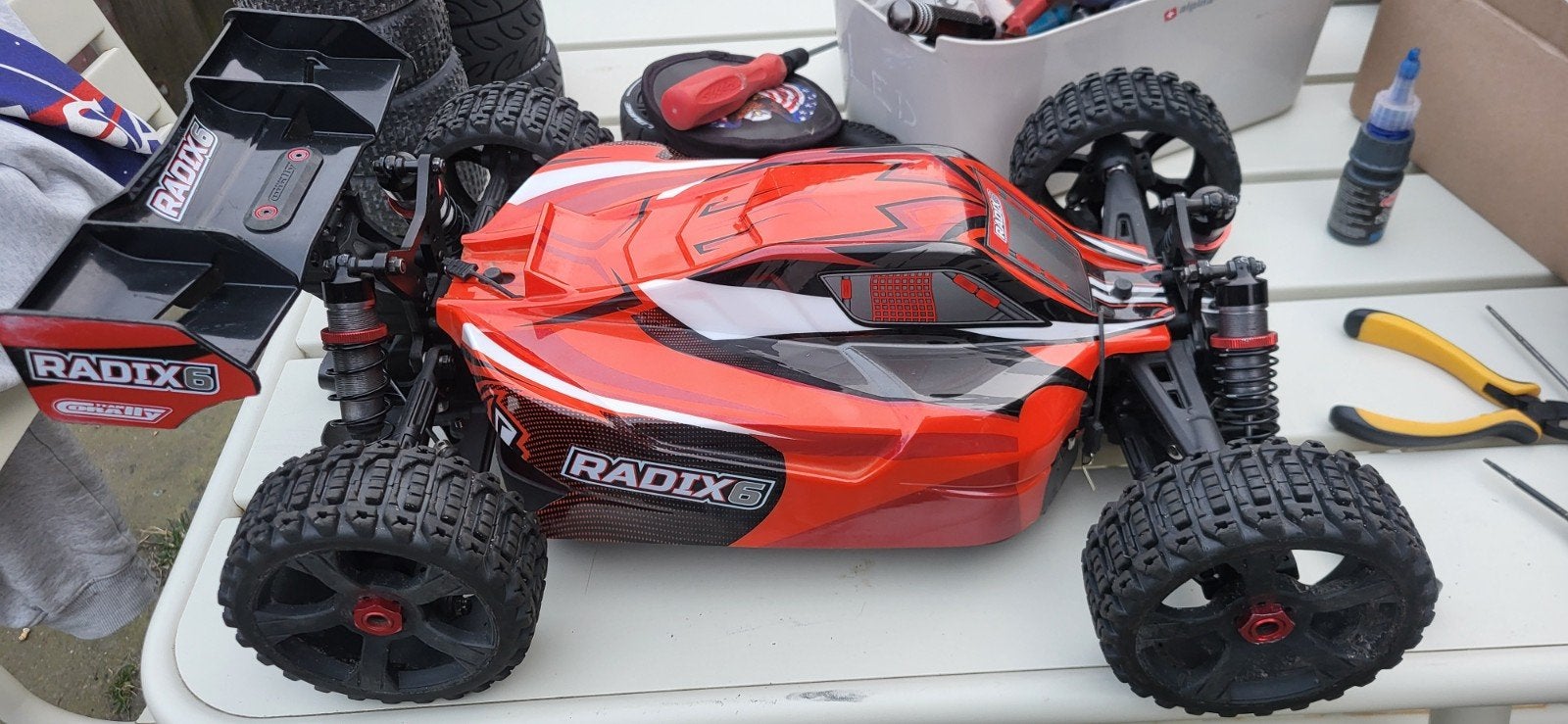 Corally Radix 6, Elektro, Auto offroad, Ophalen of Verzenden, Zo goed als nieuw