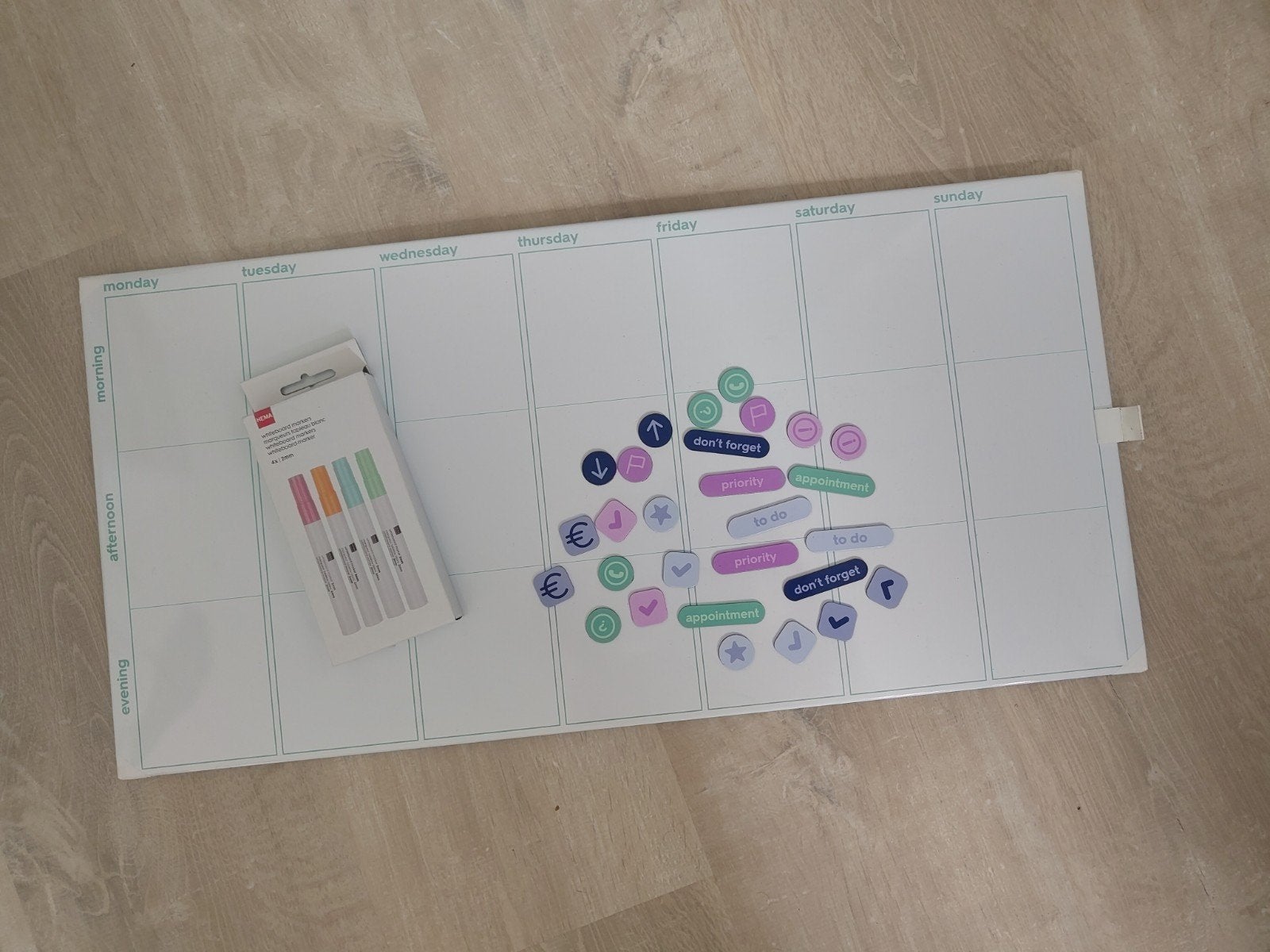 Whiteboard Hema: planner weekoverzicht, incl markers, Ophalen, Zo goed als nieuw, Magneetbord