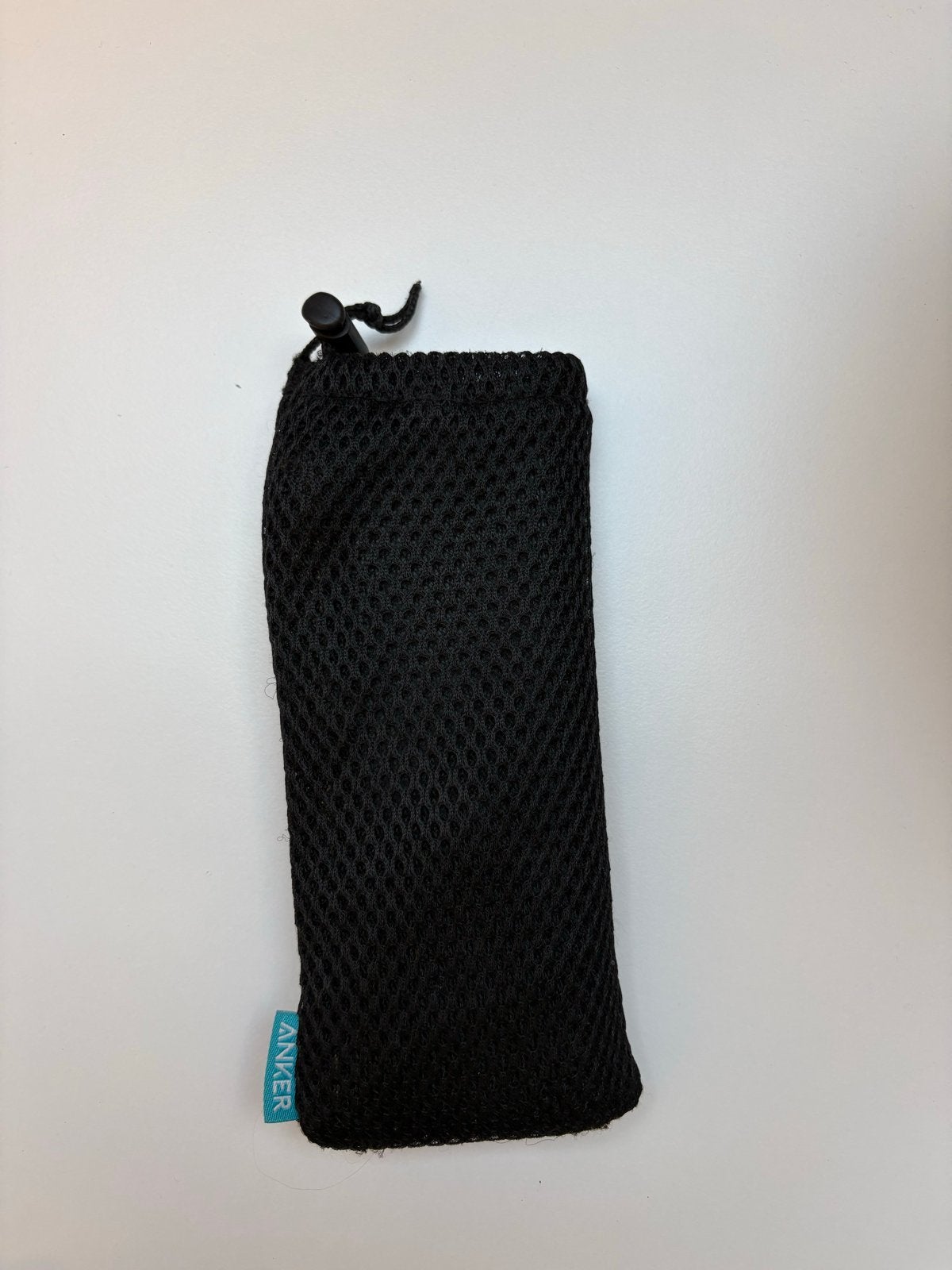 Anker Powerbank met 2 USB-aansluitingen en hoesje, Telecommunicatie, Verzenden, Nieuw