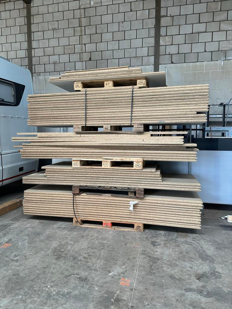 80m2 Entresol vloerplaten 3000x850x38 mm Witte onderkant, Ophalen, 30 cm of meer, Gebruikt, Vloerdelen of -planken