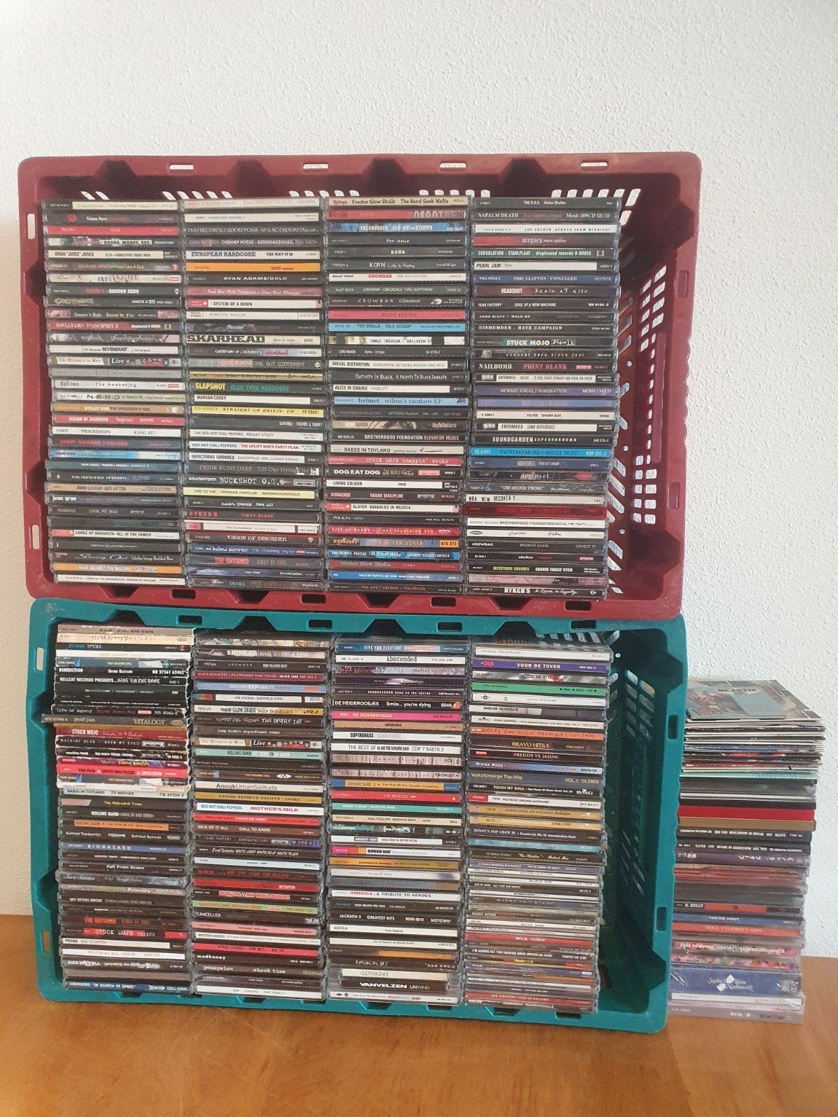 300 CD's (+/-) Rock, Hardrock, Metal, Hip Hop, RnB, Pop, Ophalen, Gebruikt