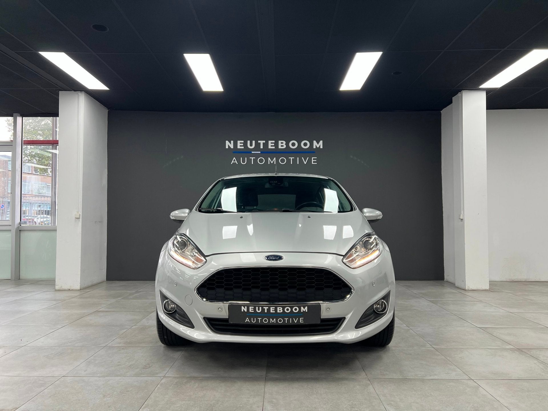 Foto 2 van Ford Fiesta 1.0 Airco | Parkeersensoren | Led