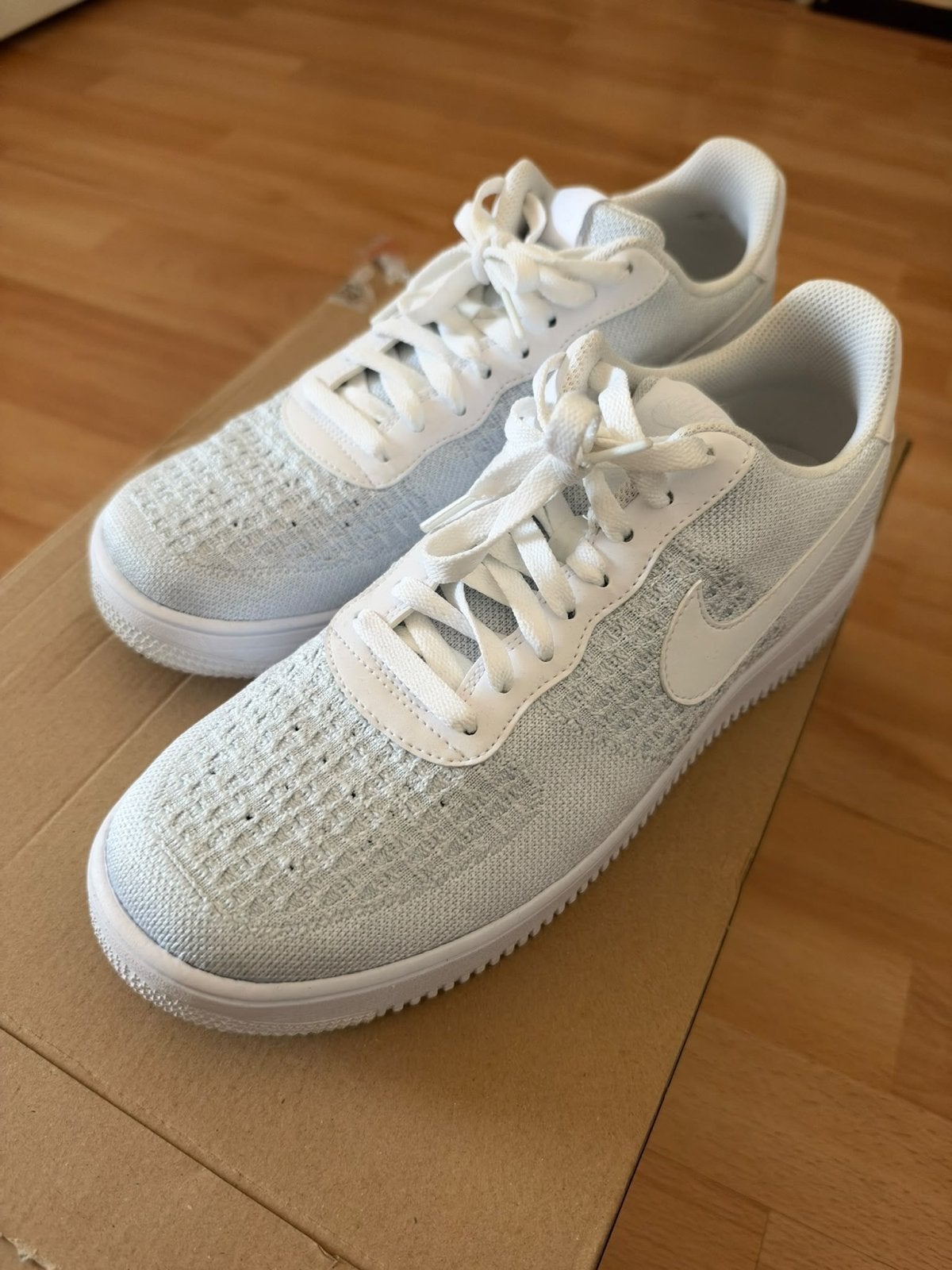 Nike Air Force 1 Flyknit 2.0 - Maat 45, Ophalen of Verzenden, Zo goed als nieuw, Wit, Sneakers of Gympen