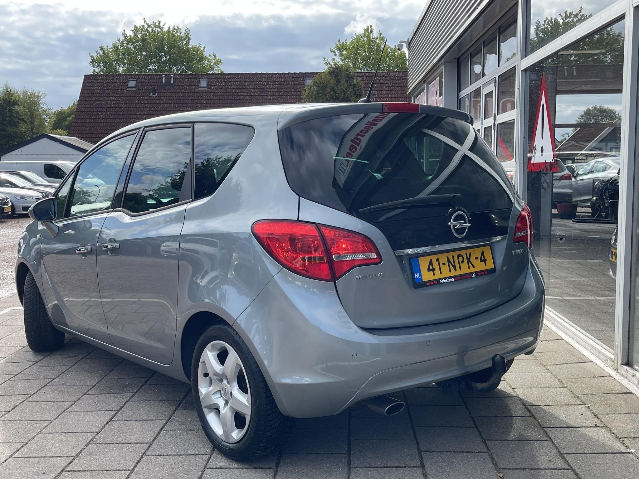 Opel Meriva 1.4 Turbo Cosmo /Cruise/Clima/Trekhaak/, Voorwielaandrijving, Euro 5, Gebruikt, 680 kg