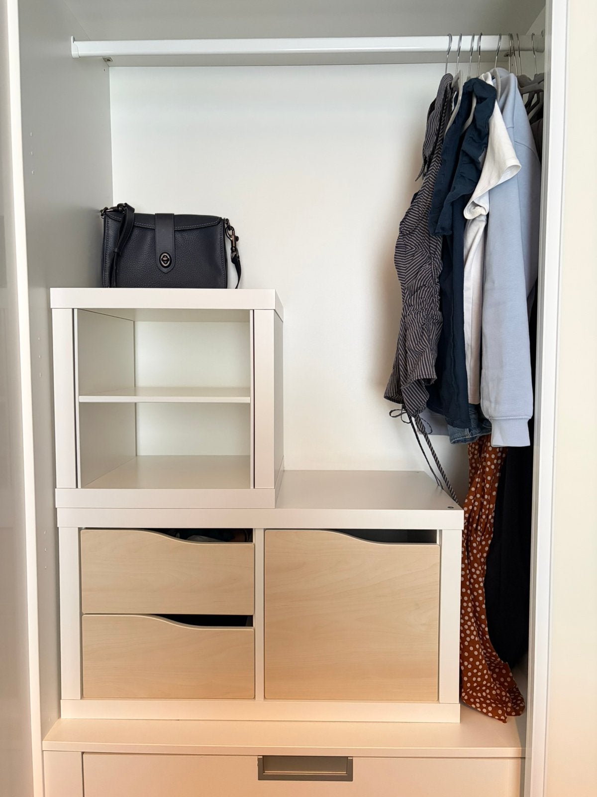 IKEA KALLAX kast + extra vak, lades, deur en verdeler, Ophalen, Zo goed als nieuw