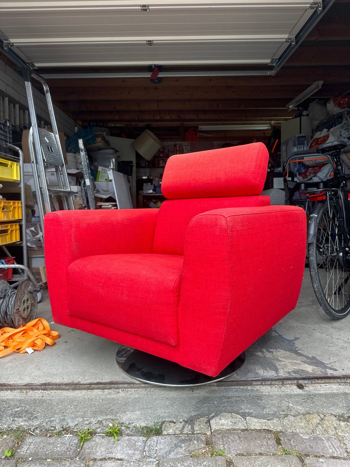 Woood fauteuil rood met vochtvlekken, Ophalen, Gebruikt, Stof, 75 tot 100 cm