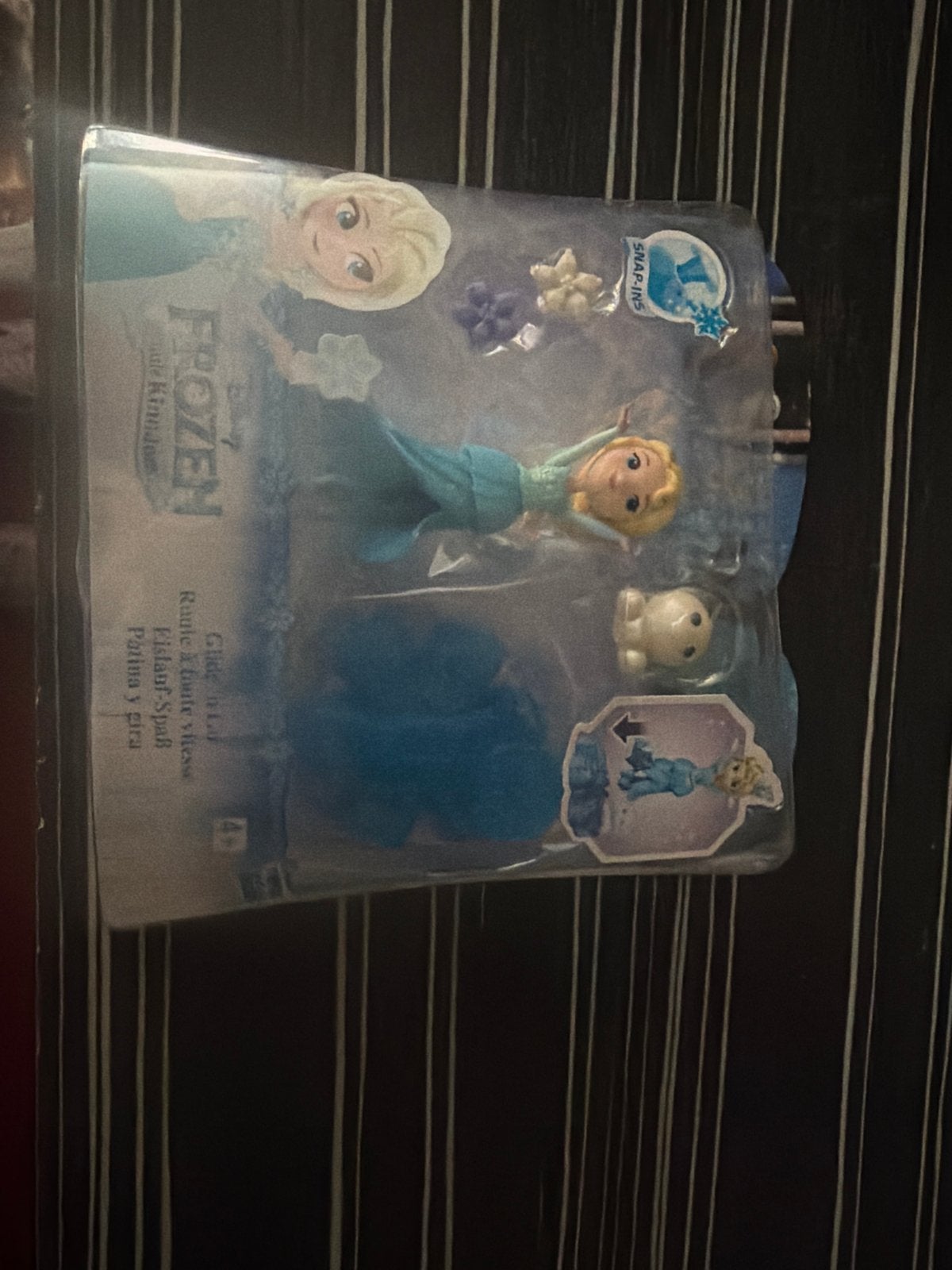 Disney Frozen Elsa pop met accessoires - Nieuw in verpakking, Ophalen of Verzenden, Nieuw