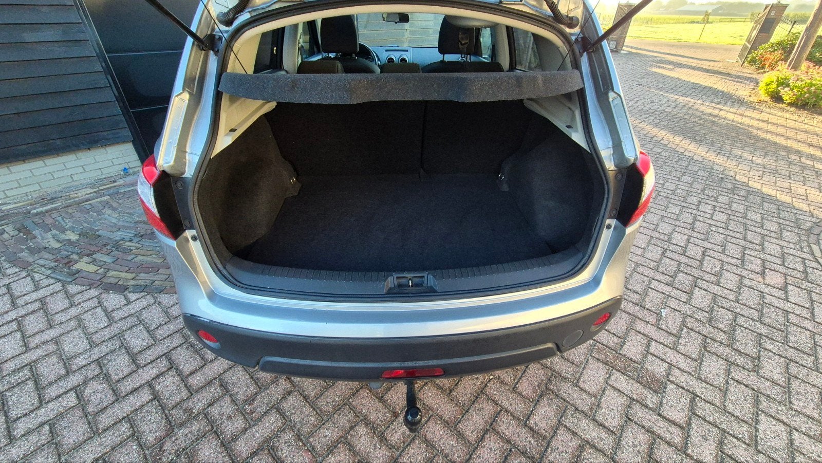 Foto 8 van Nissan Qashqai 1.6 2012 Grijs/Connect Edition/Pano/ Inruil m