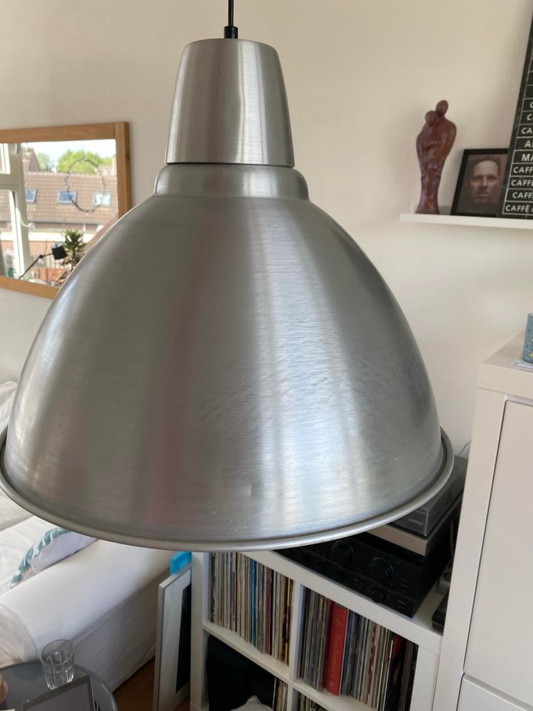 Grote aluminium hanglamp - industrieel design - IKEA, Ophalen, Gebruikt, 50 tot 75 cm, Metaal