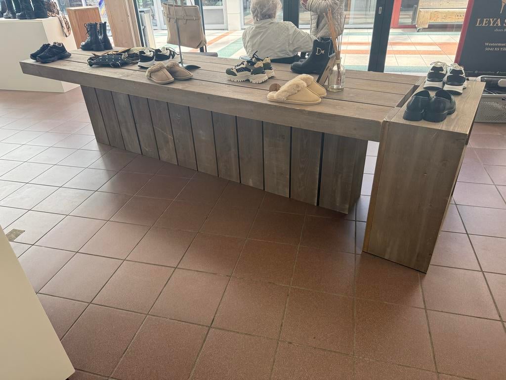 Mooie houten tafel voor winkel of als eettafel 3,5 meter, Huis en Inrichting, Tafels | Eettafels, Ophalen, Gebruikt, 200 cm of meer