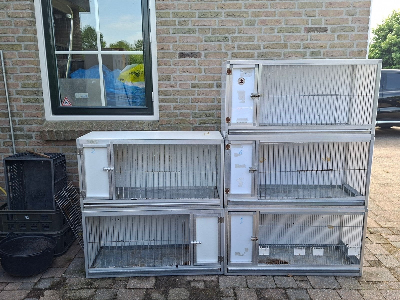 te koop kweekkooien 
kweekkooien
Lengte 100 cm
Hoogte 50 cm, Dieren en Toebehoren, Ophalen, Gebruikt, Aluminium, Broedkooi of Kweekkooi