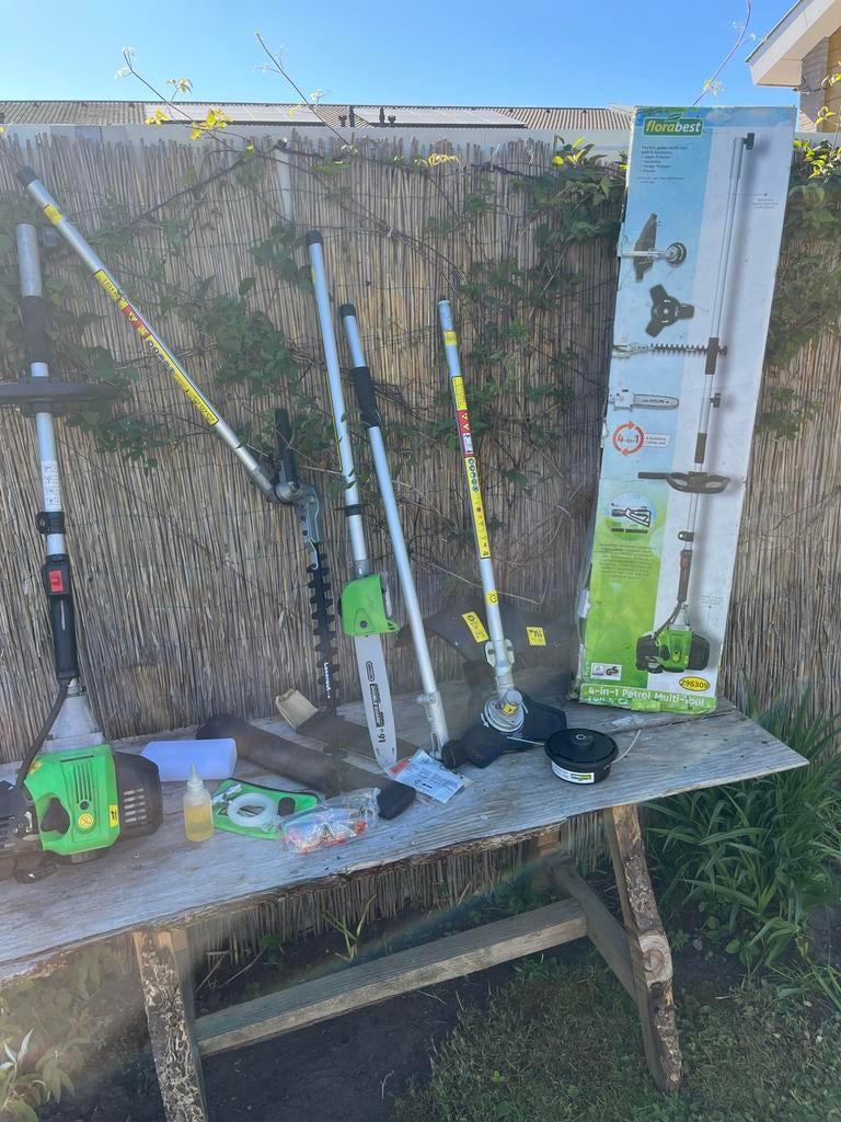 Florabest 4-in-1 Benzine Multitool: Heggenschaar, Kettingzaa, Ophalen of Verzenden, Gebruikt, Overige soorten