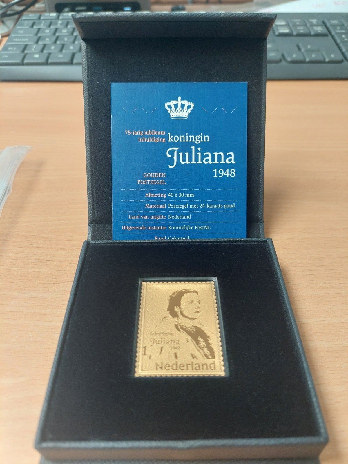 Exclusieve gouden postzegel Inhuldiging Juliana 1948 (2023), Postzegels en Munten, Ophalen of Verzenden, Na 1940, Postfris