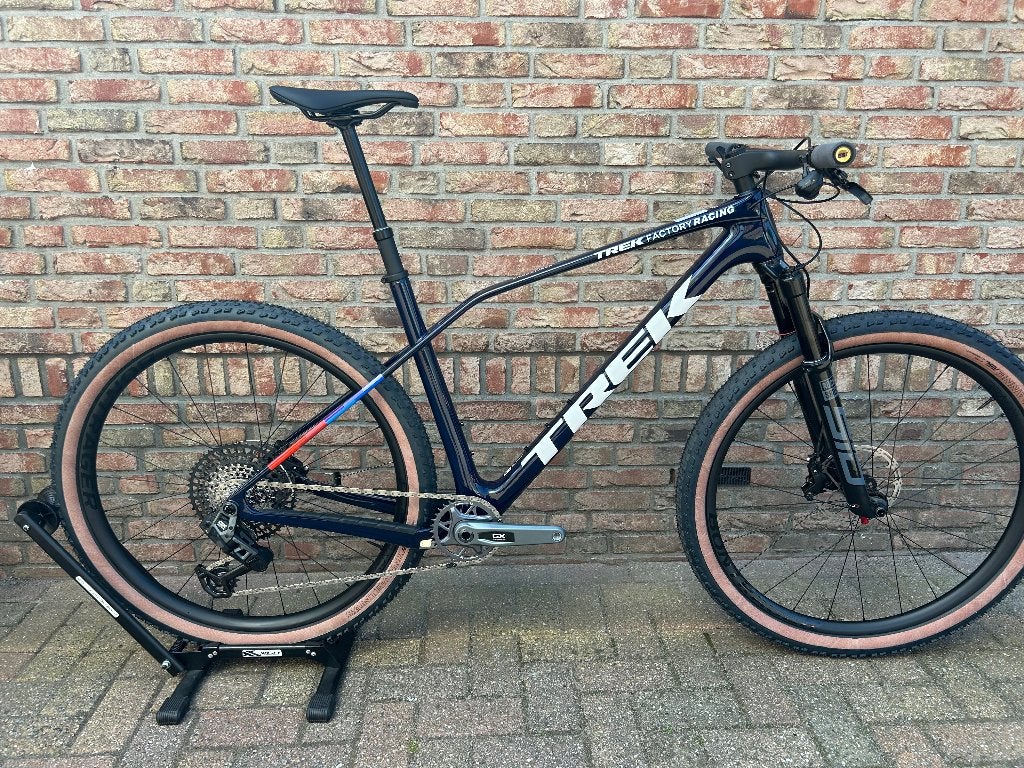 SUPERAANBIEDING TREK PROCALIBER 9.7 AXS MAAT XL NAVY SMOKE, 57 cm of meer, Hardtail, Nieuw, Info@trekbikes.com