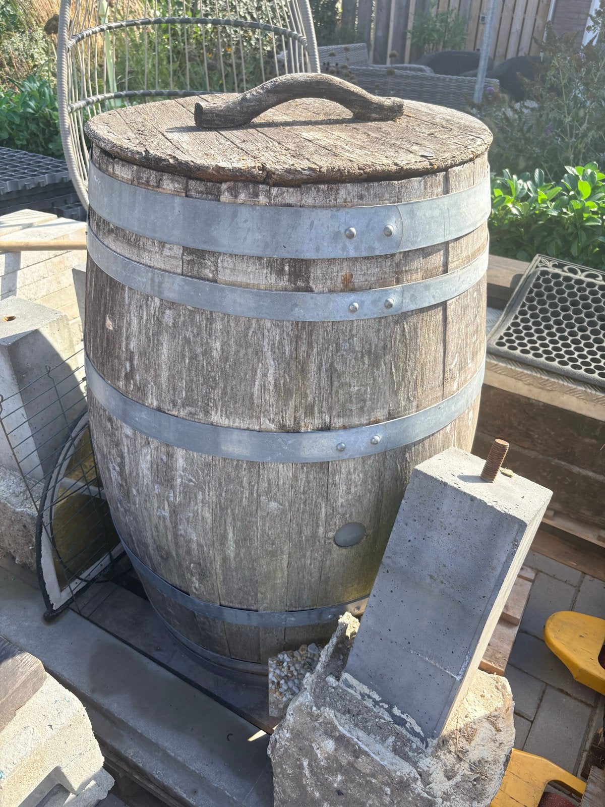 Eiken Regenton - Mooie Nieuwe Plek Gezocht, 150 liter of meer, Ophalen, Gebruikt, Hout