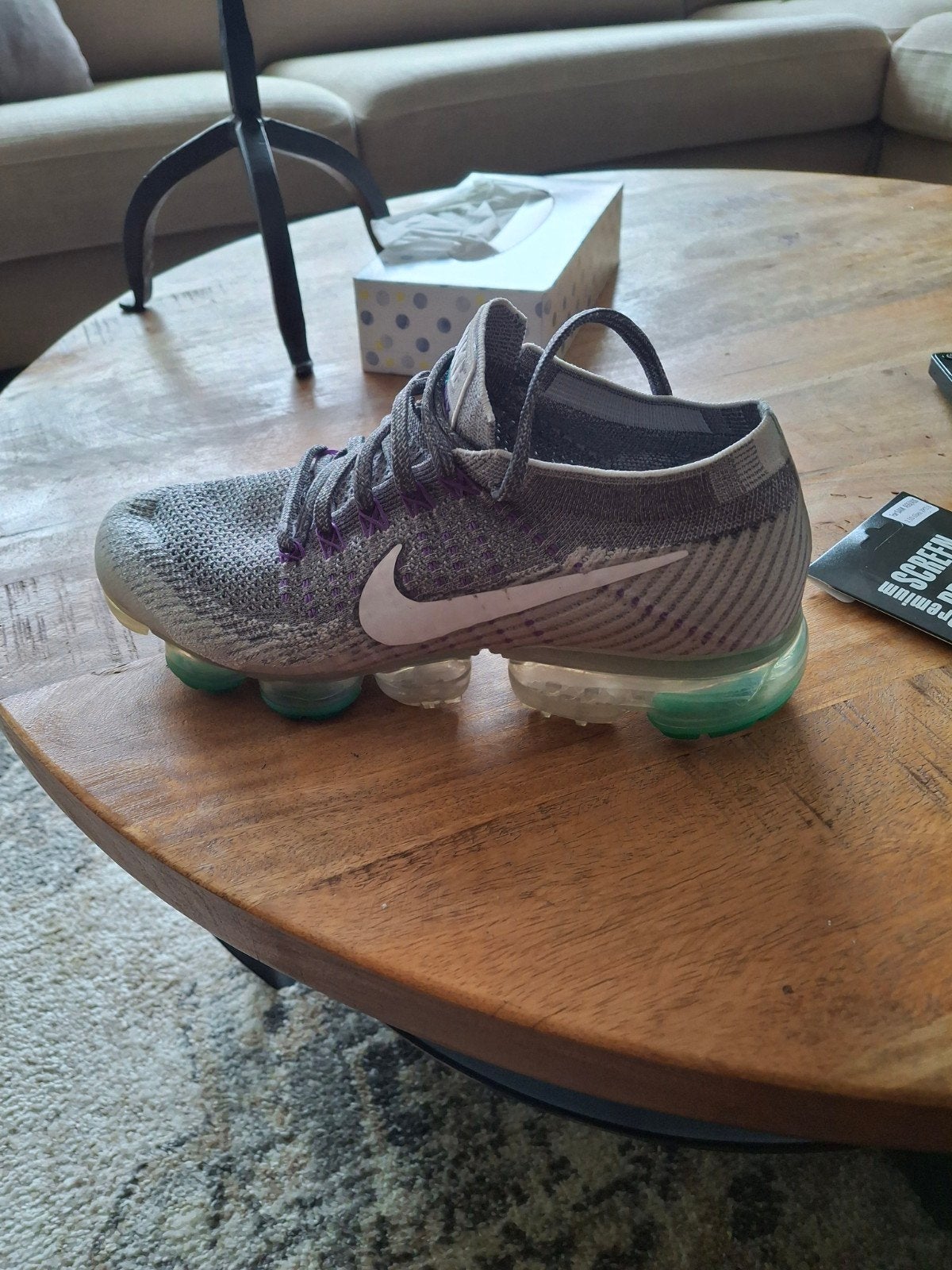 Nike Air Vapormax Flyknit, Nike, Ophalen of Verzenden, Grijs, Sneakers of Gympen