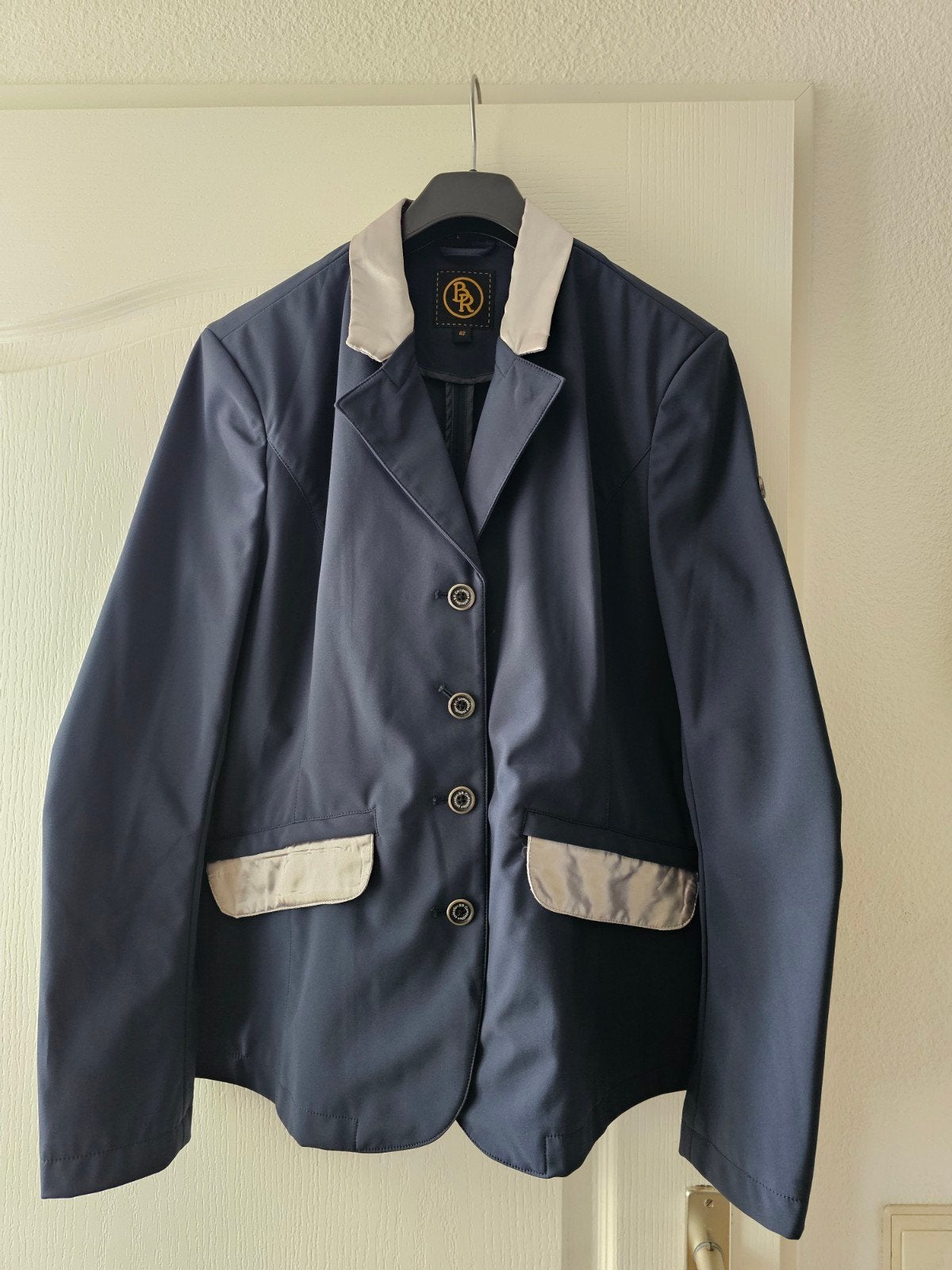 Wedstrijdjasjes, Ophalen of Verzenden, Zo goed als nieuw, Dames, Bovenkleding
