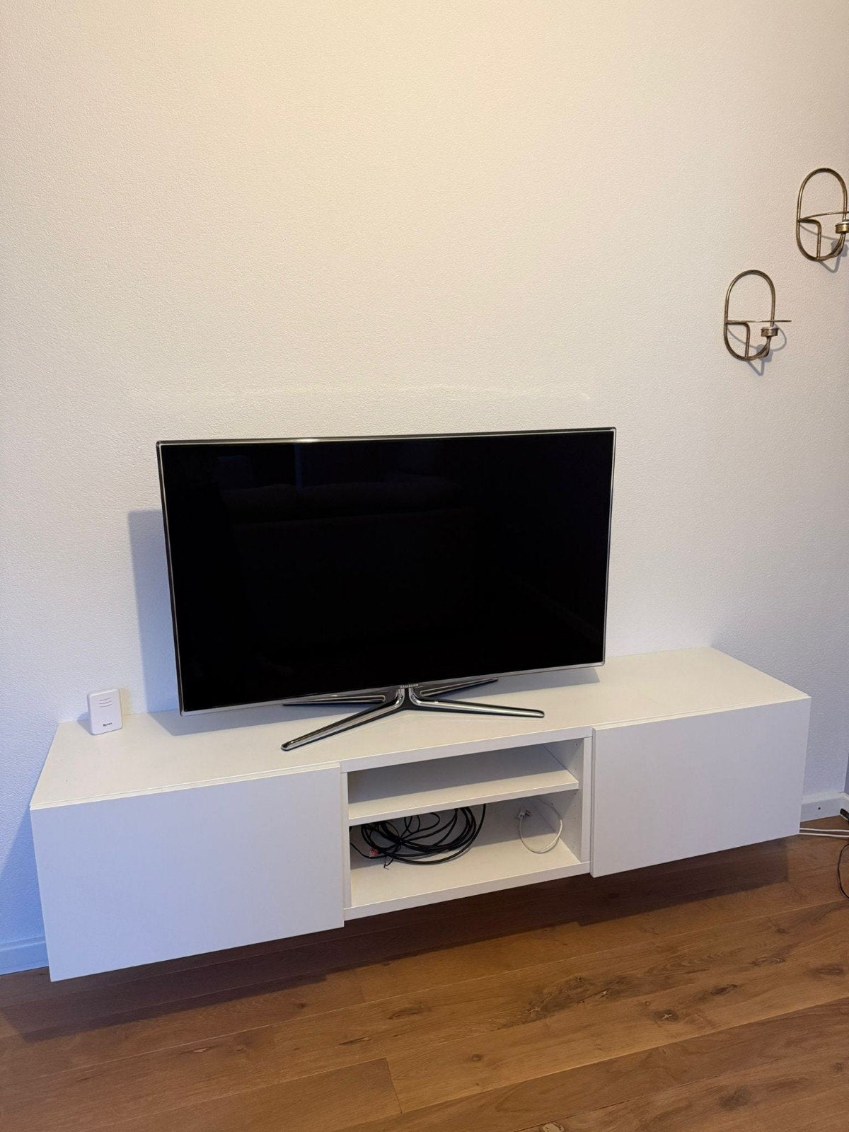 Bestå tv meubel (ikea), Ophalen, 150 tot 200 cm, Zo goed als nieuw, Minder dan 100 cm