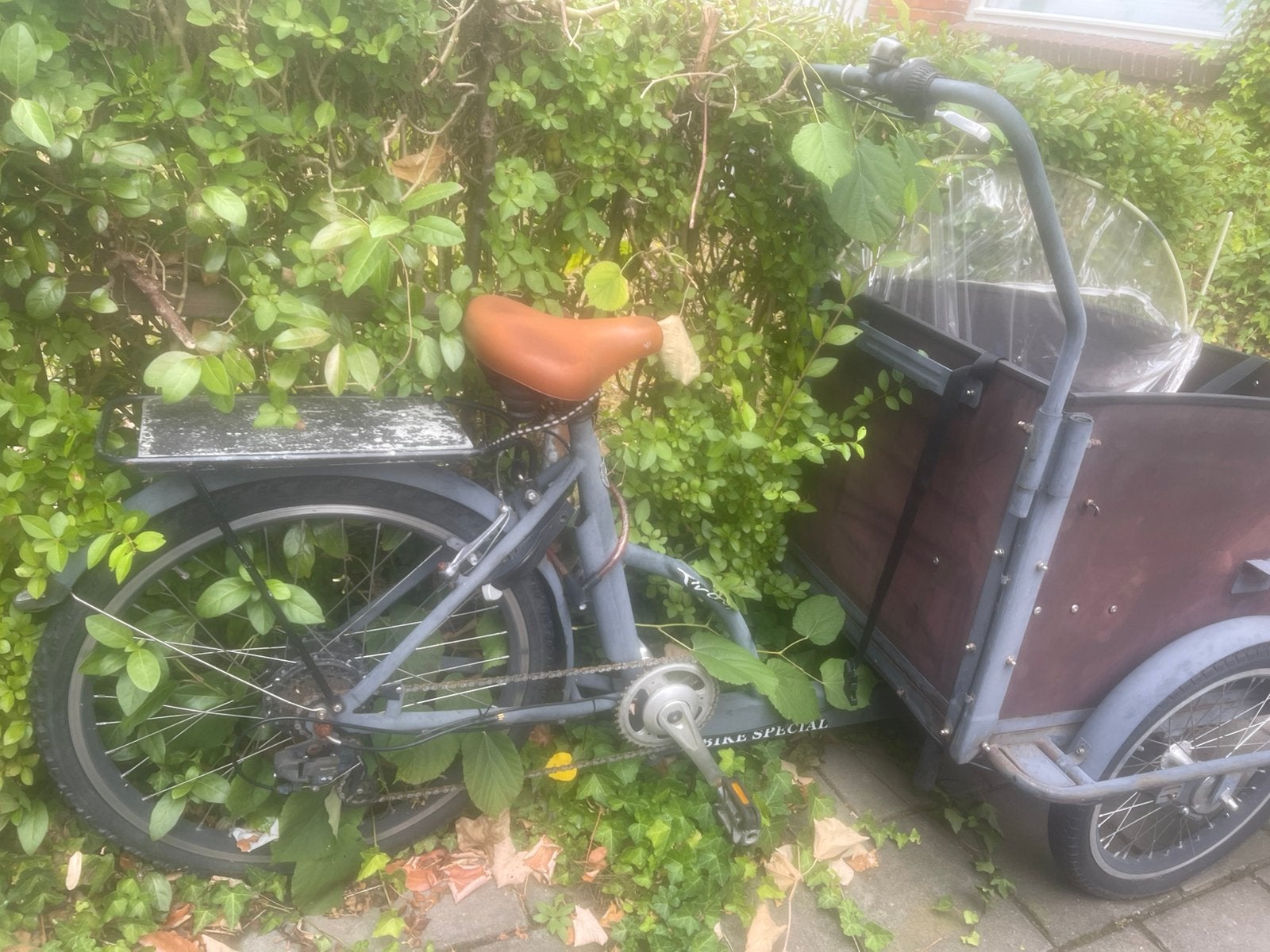 Bakfiets te koop – opknapbaar, Fietsen en Brommers, Fietsen | Bakfietsen, Ophalen, Zo goed als nieuw