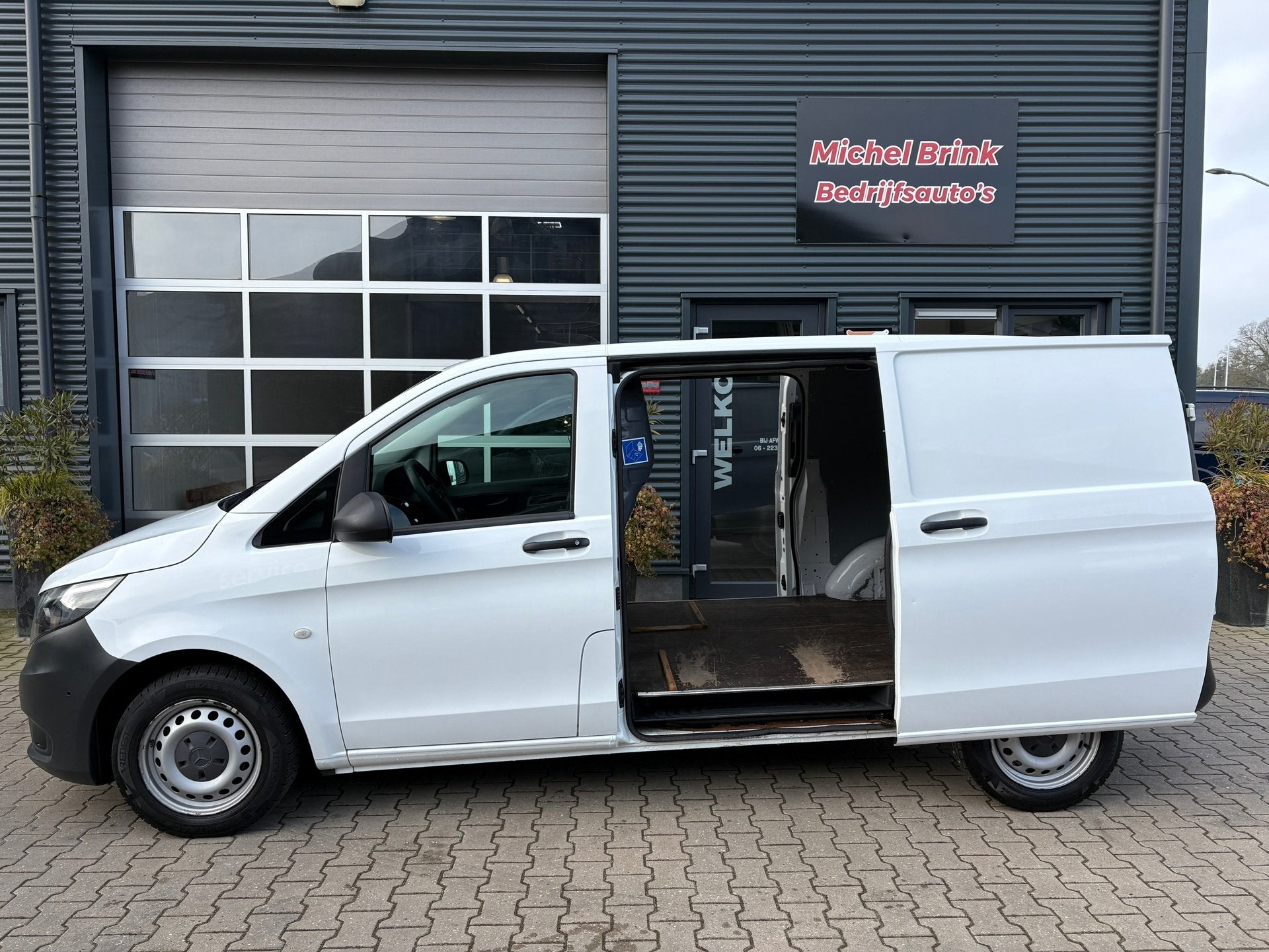 Mercedes-Benz Vito 111 CDI Airco Navigatie, Voorwielaandrijving, Stof, Gebruikt, 4 cilinders