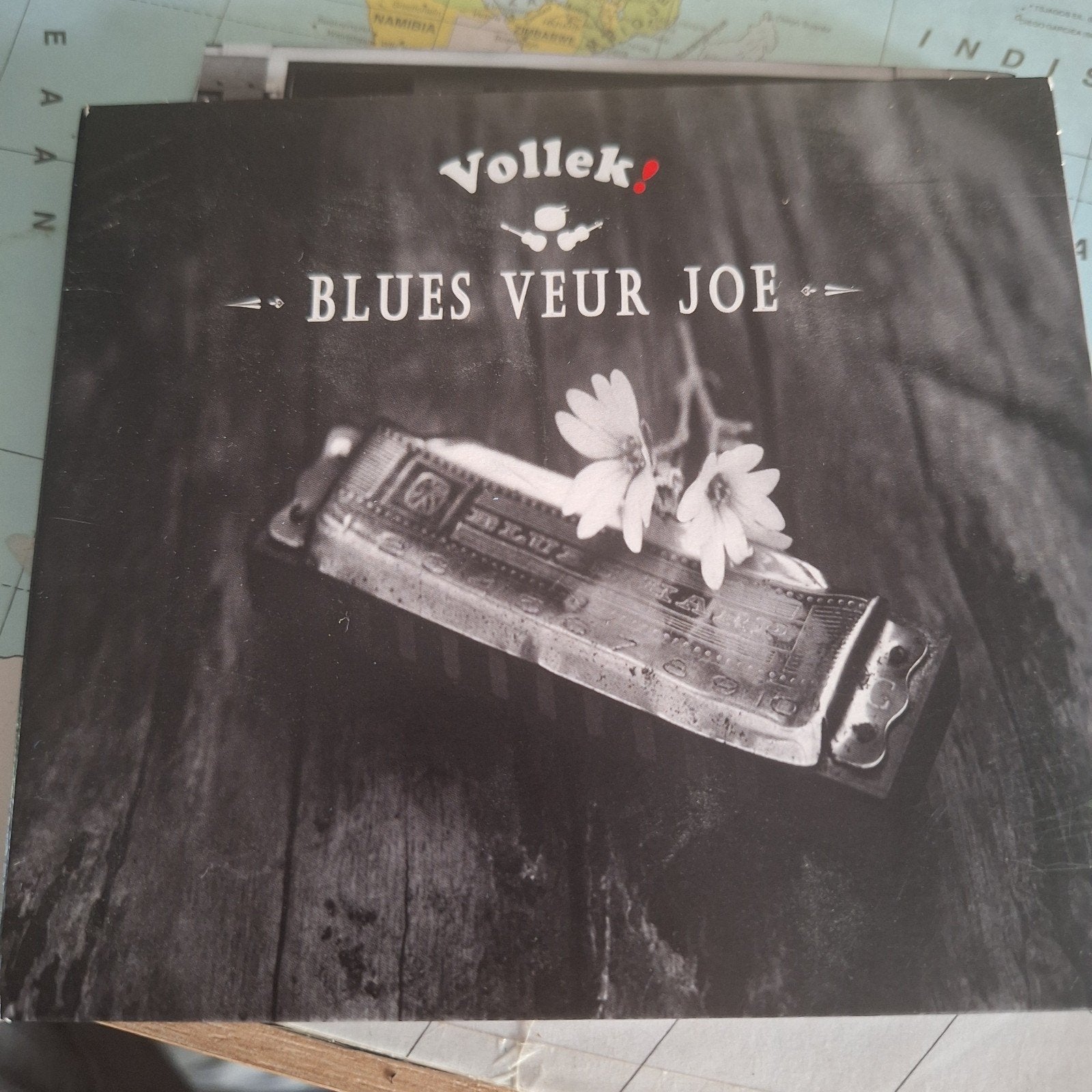 Vollek! - Blues Veur Joe CD (Blues, Drents dialect), Cd's en Dvd's, Ophalen of Verzenden, Zo goed als nieuw, Blues, Inclusief doosje
