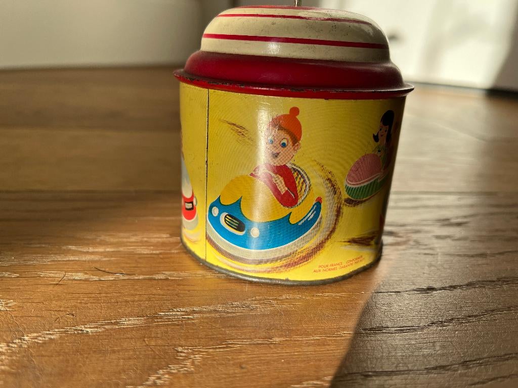 Blikken muziek doosje met botsauto’s, Antiek en Kunst, Antiek | Speelgoed, Ophalen of Verzenden