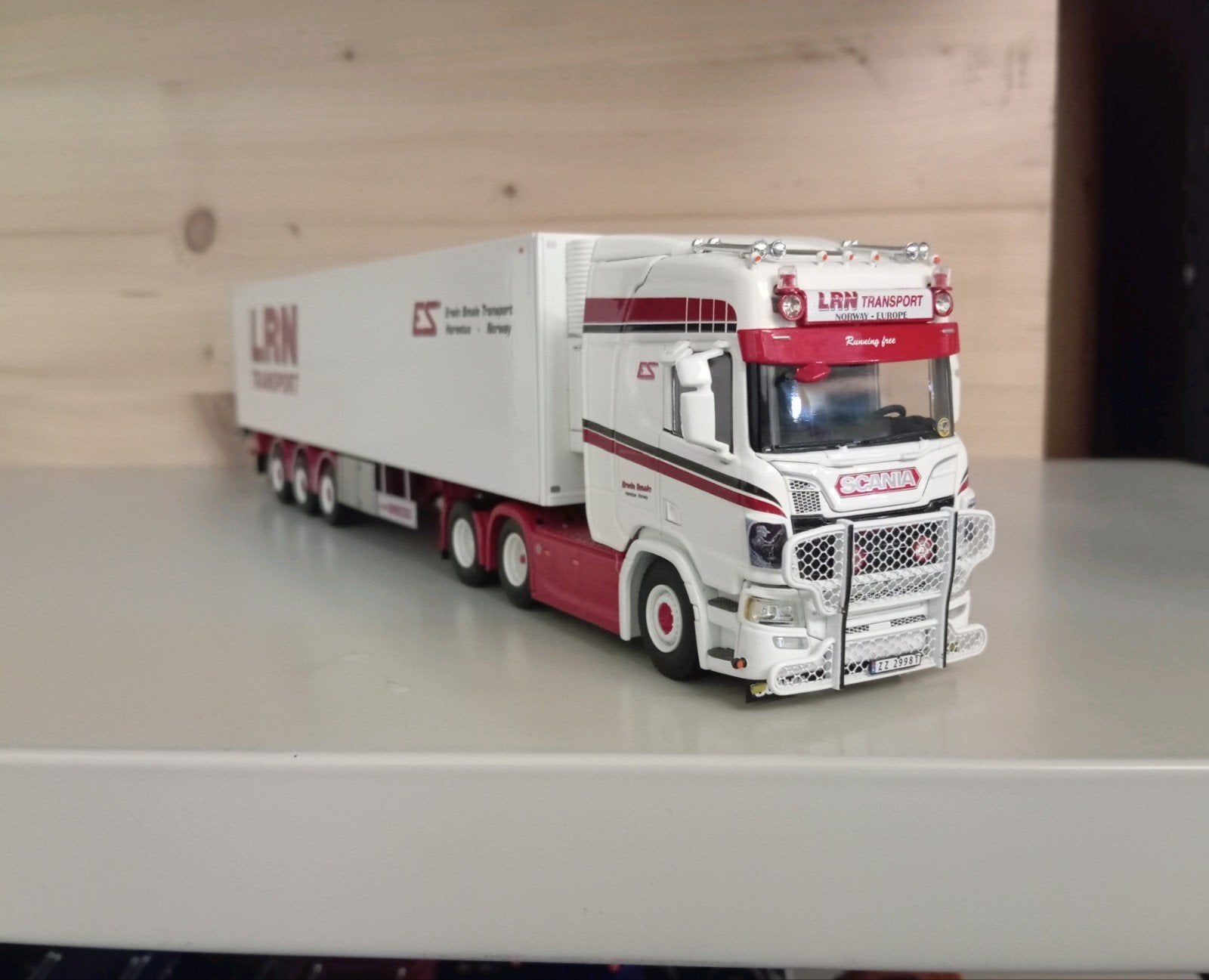 Scania R Edwin Smale LRN WSI, Hobby en Vrije tijd, Modelauto's | 1:50, Ophalen of Verzenden, Nieuw, Bus of Vrachtwagen, Wsi