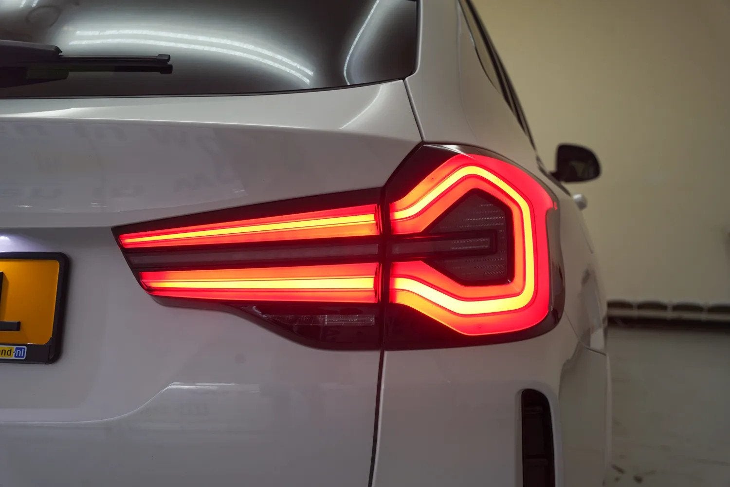 Foto 41 van BMW iX3 80 kWh M Sport Shadow [ Panorama Leder ACC ]