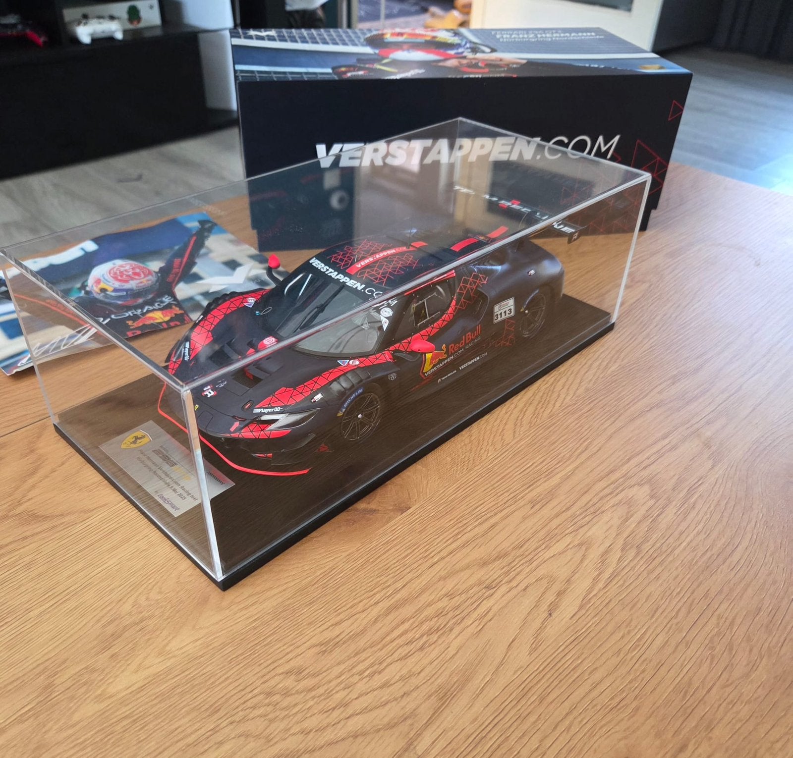 Ferrari 296GT3 1:18 Franz Hermann / Max Verstappen, Hobby en Vrije tijd, Modelauto's | 1:18, Ophalen, Nieuw, Bburago