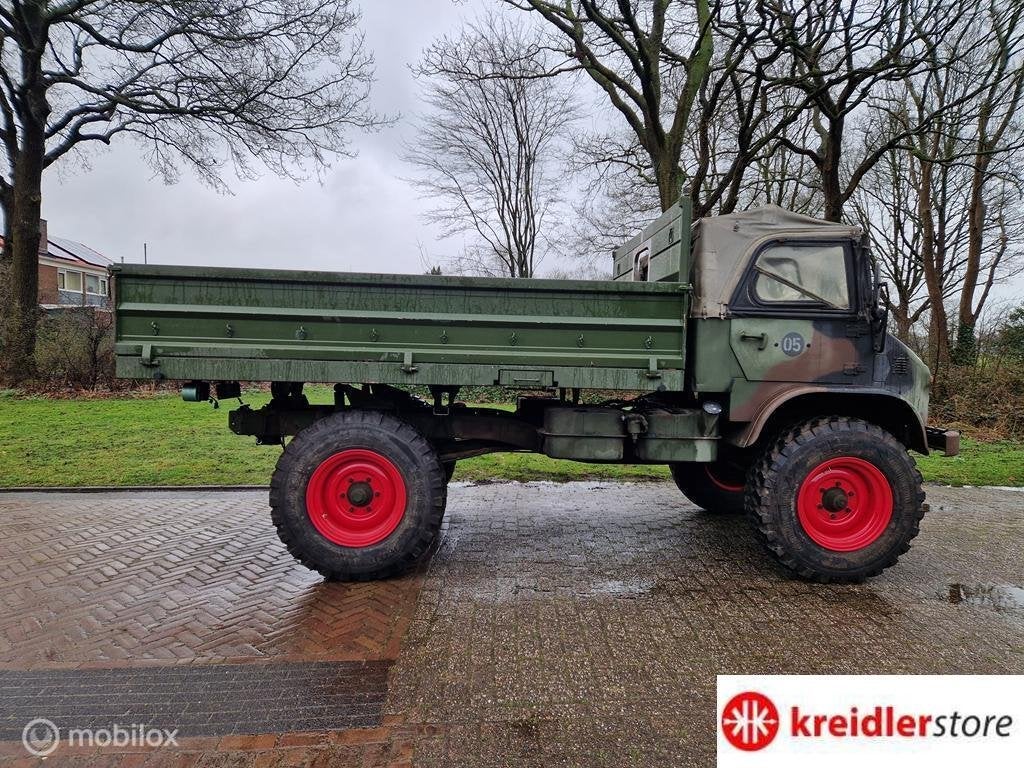 Unimog 404 met kenteken met 6 cil benzine motor bouwj. 1970, foto 4
