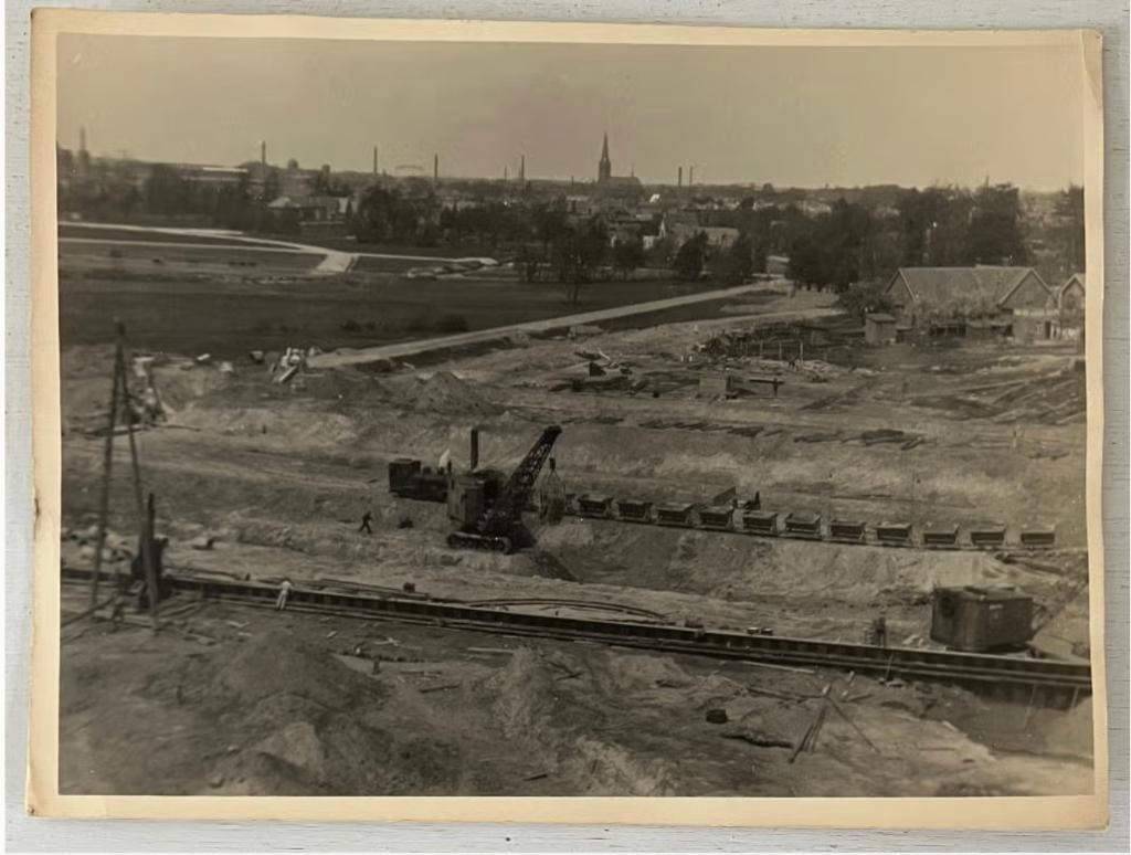 Oude foto bouwput Huis de Waarbeek Hengelo, Ophalen of Verzenden, 1940 tot 1960, Zo goed als nieuw, Overige onderwerpen