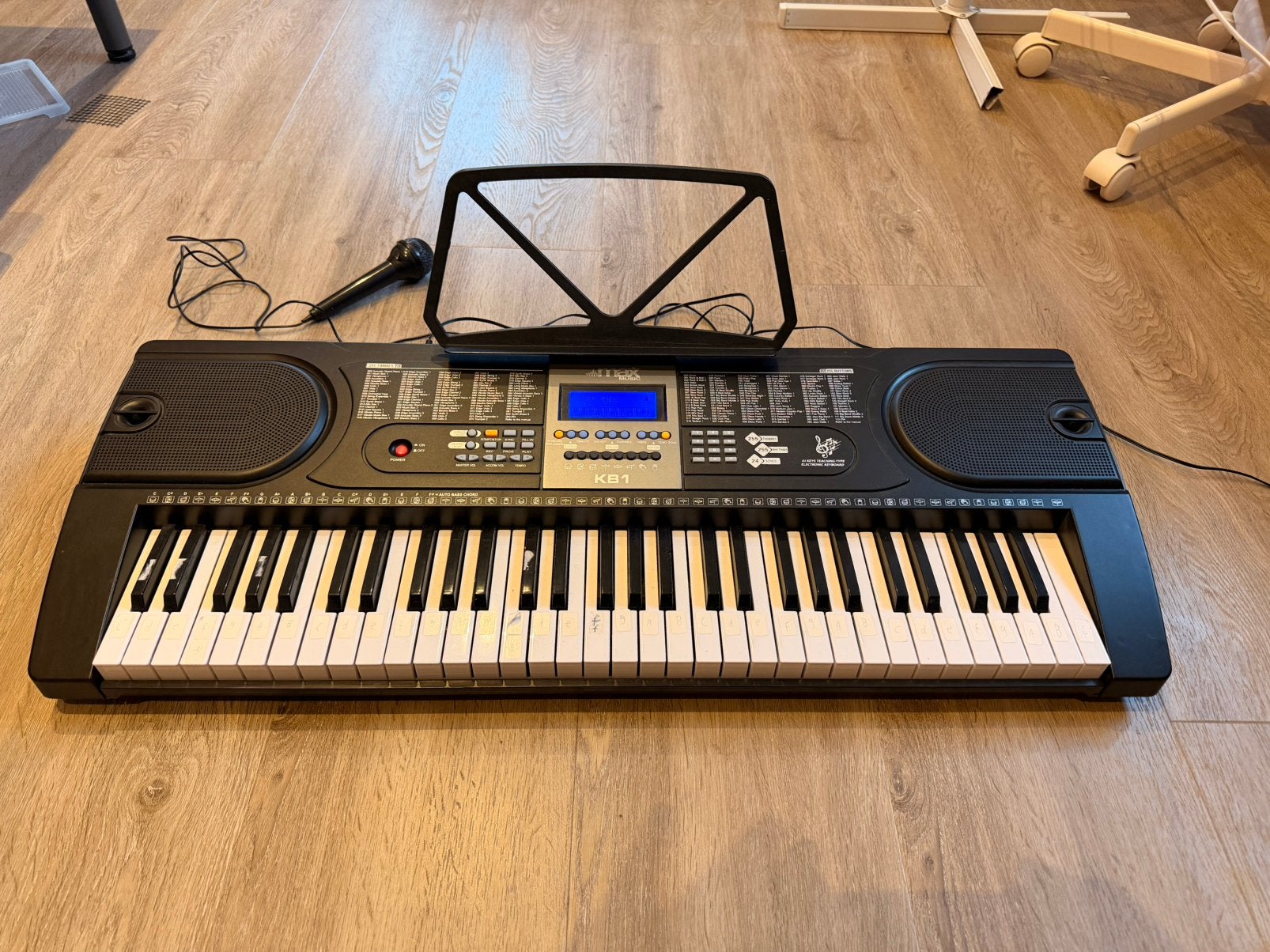 Max music KB1, Muziek en Instrumenten, Keyboards, Ophalen, Zo goed als nieuw, 61 toetsen, Overige merken