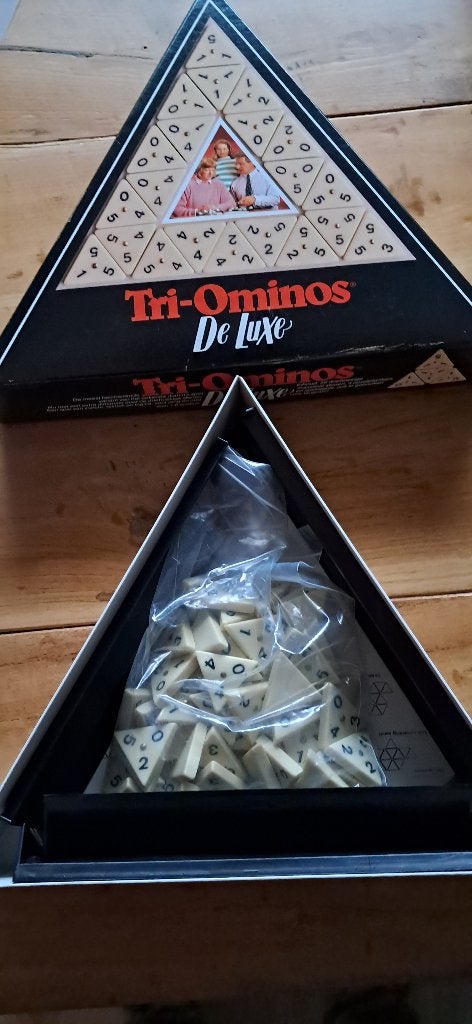 Gezelschapsspel Tri-Ominos, Ophalen of Verzenden, Nieuw