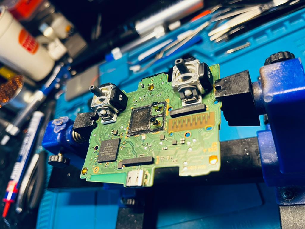 Playstation controller reparatie/modificatie, Spelcomputers en Games, Ophalen of Verzenden