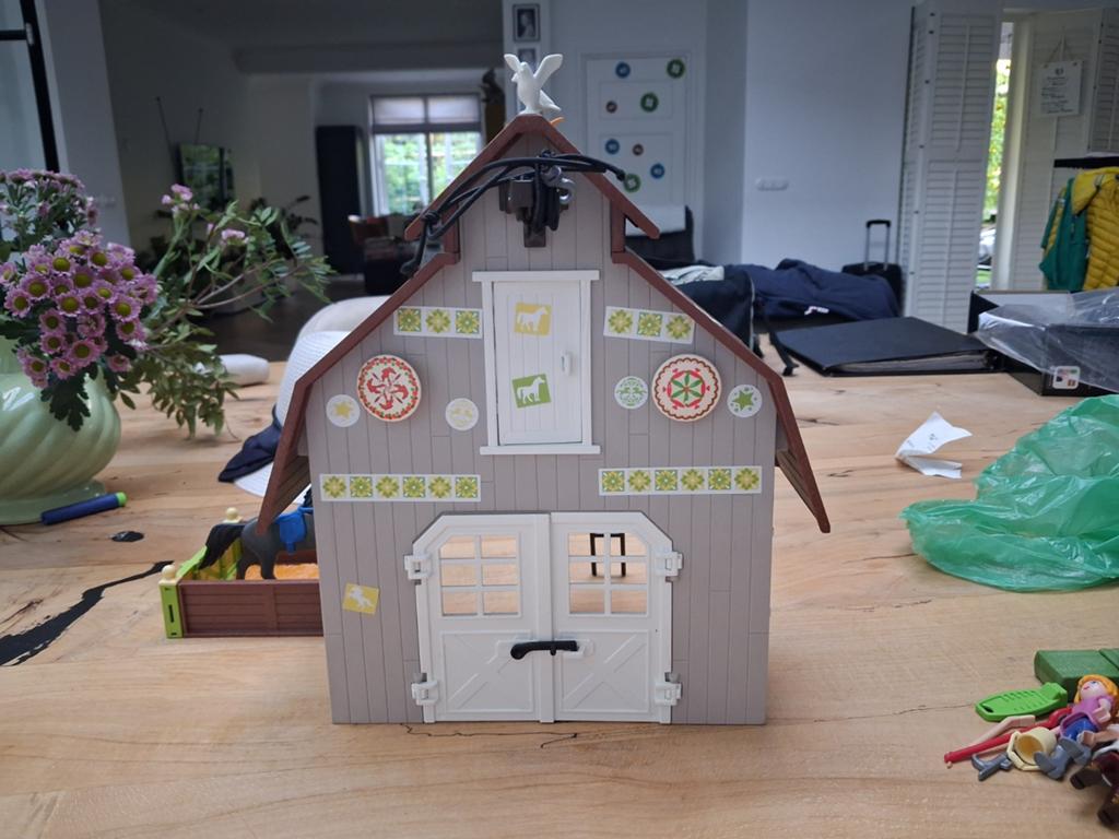 Playmobil Spirit Lucky's Grote Paardenstal (70118), Kinderen en Baby's, Speelgoed | Playmobil, Ophalen of Verzenden, Gebruikt