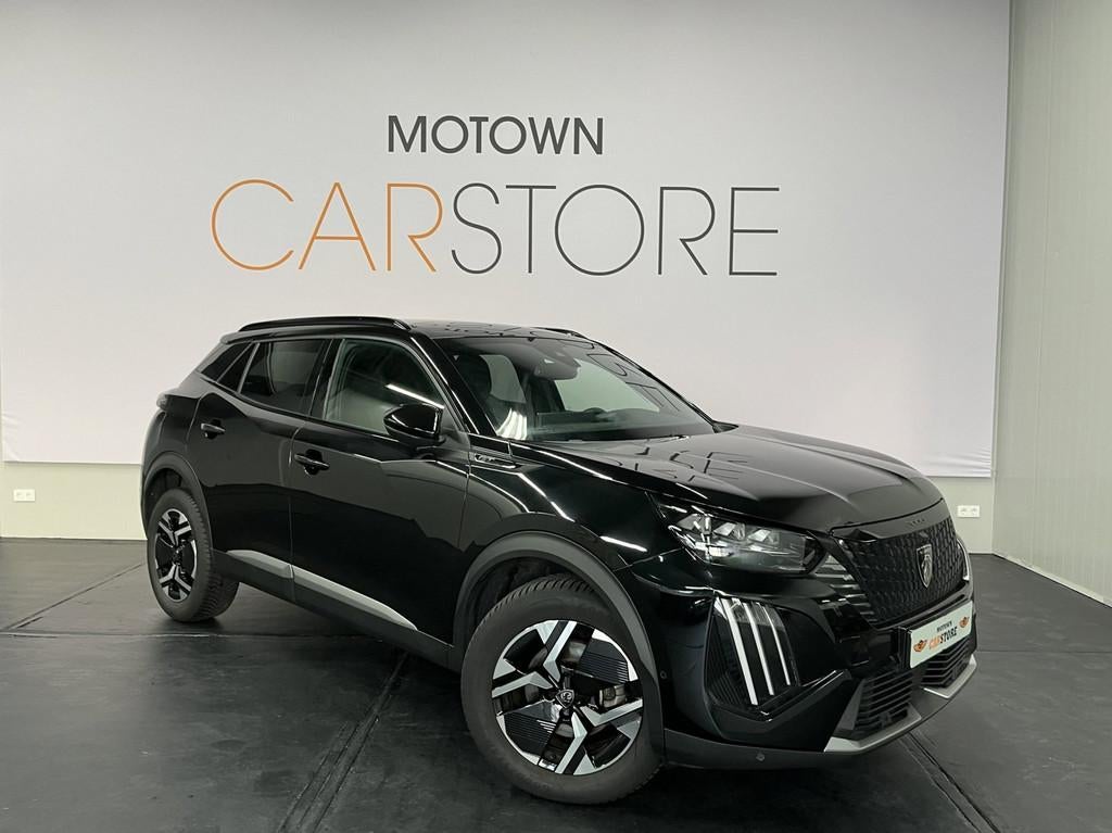 Peugeot 2008 1.2 Hybrid 145e GT Line 360 Camera Adapt. Cruis, Auto's, Peugeot, Automaat, Gebruikt, Zwart, 1199 cc