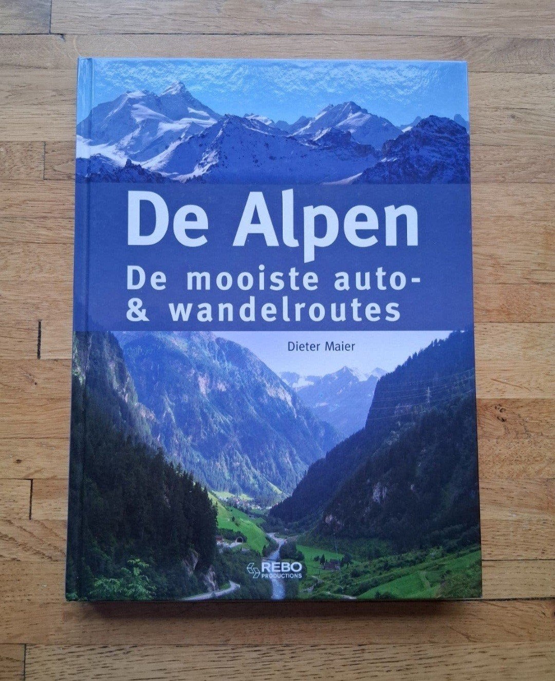 De Alpen de mooiste auto en wandelroutes fotoboek en info, Overige merken, Europa, Ophalen of Verzenden, Zo goed als nieuw
