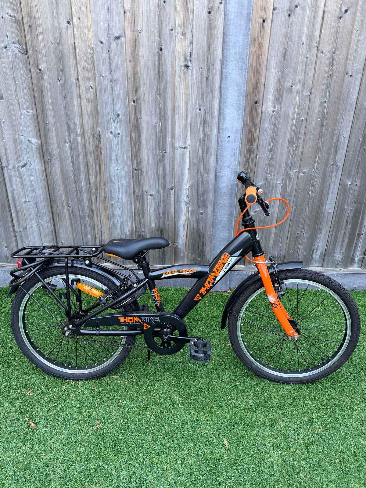 Thonbike Volare kinderfiets 20 inch - Zwart/Oranje, Fietsen en Brommers, Ophalen, Zo goed als nieuw, Velgrem, 16 tot 20 inch