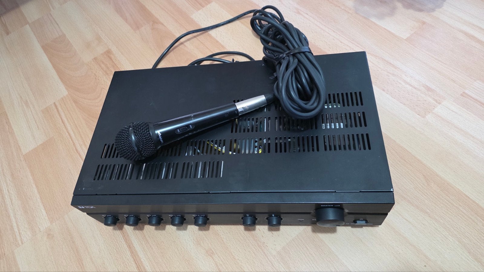 TOA PA Versterker A-2060 met microfoon, Overige merken, Ophalen of Verzenden, Minder dan 60 watt, Gebruikt
