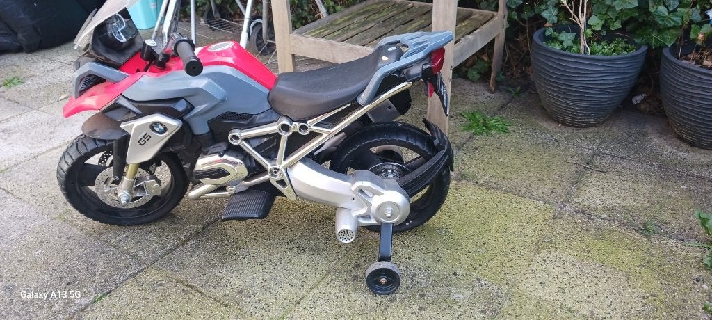 Kids BMW GS1200 Electric Bike, Fietsen en Brommers, Ophalen, Gebruikt, Minder dan 16 inch, Zijwieltjes