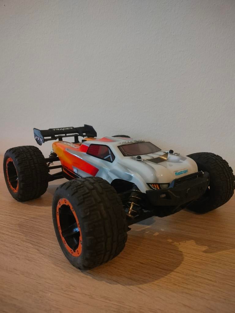 Fastrax Tracer RC auto, Ophalen