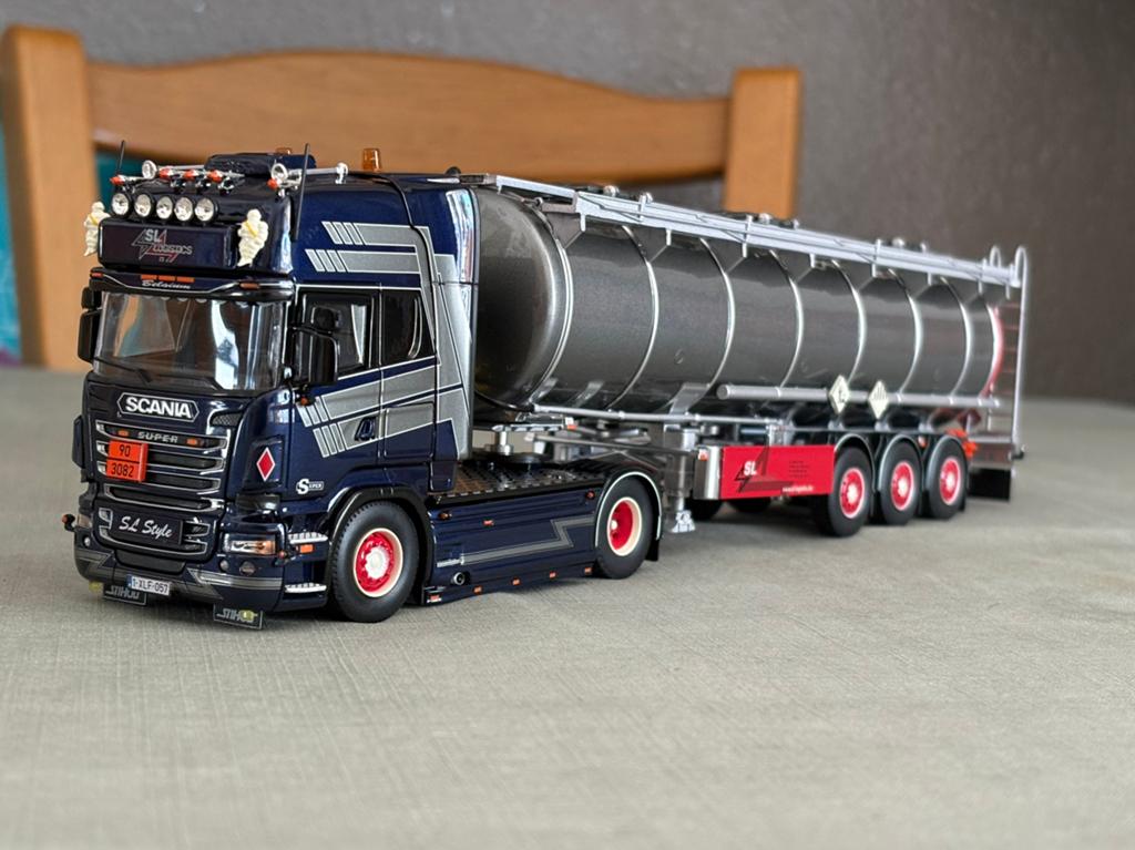 Firma: SL Logistics  Land van herkomst: België, Ophalen of Verzenden, Zo goed als nieuw, Bus of Vrachtwagen, Tekno